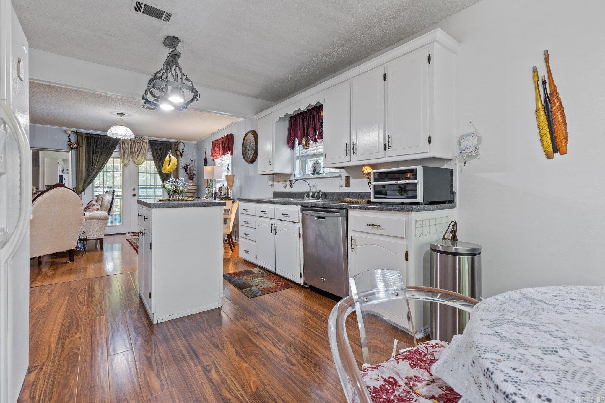 YORKWOOD - Residential