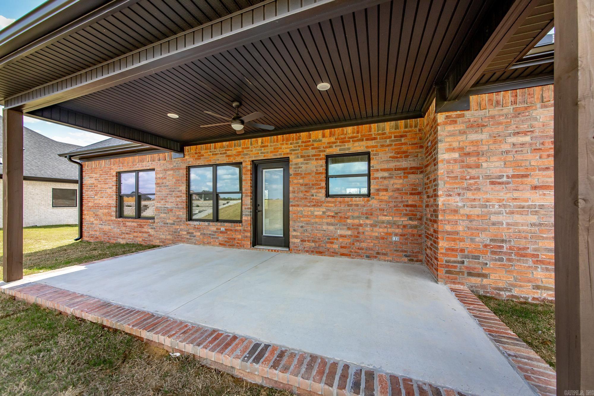 HIDDEN VALLEY ESTATES - Residential