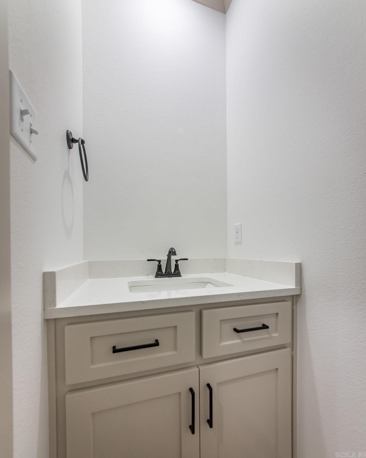 HIDDEN VALLEY ESTATES - Residential