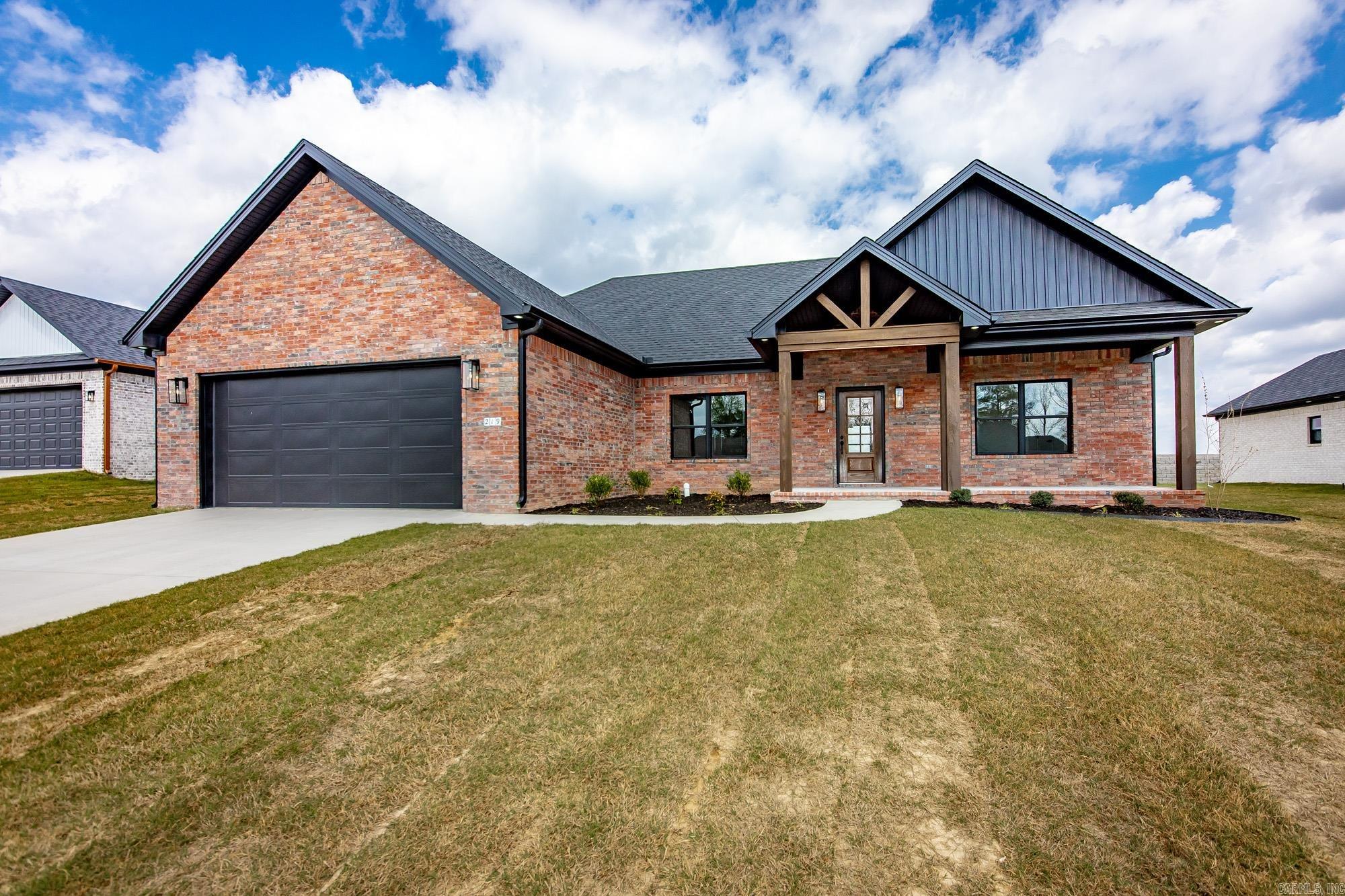 HIDDEN VALLEY ESTATES - Residential