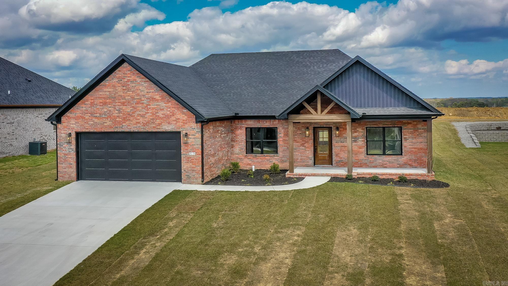 HIDDEN VALLEY ESTATES - Residential