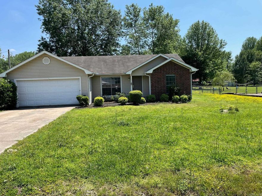 Newly updated three bed two bath home in Ward! New carpet and paint throughout. Large fenced back yard with patio and storage shed. Call for a show!