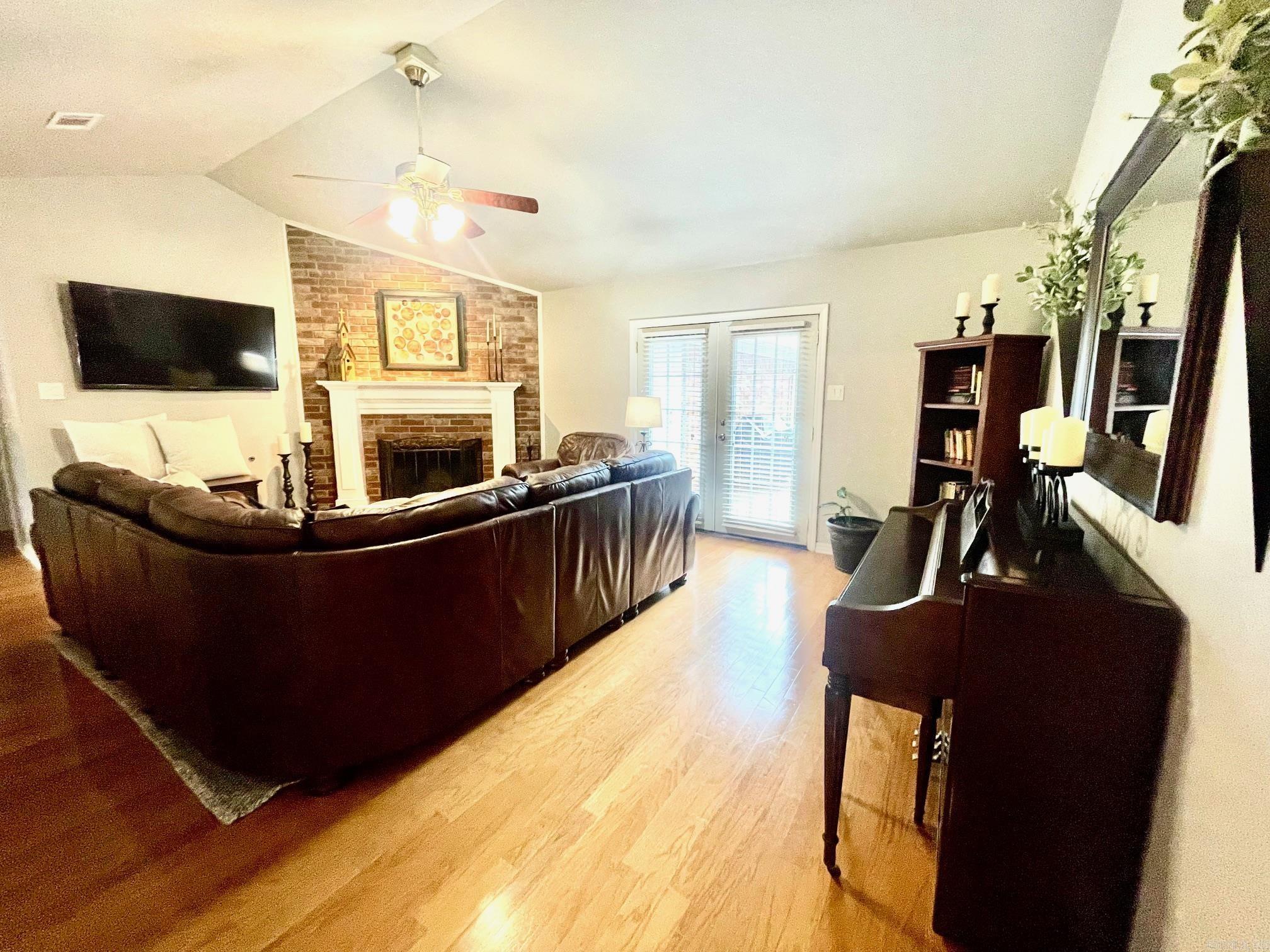 Frederick Place Phase Vl - Residential