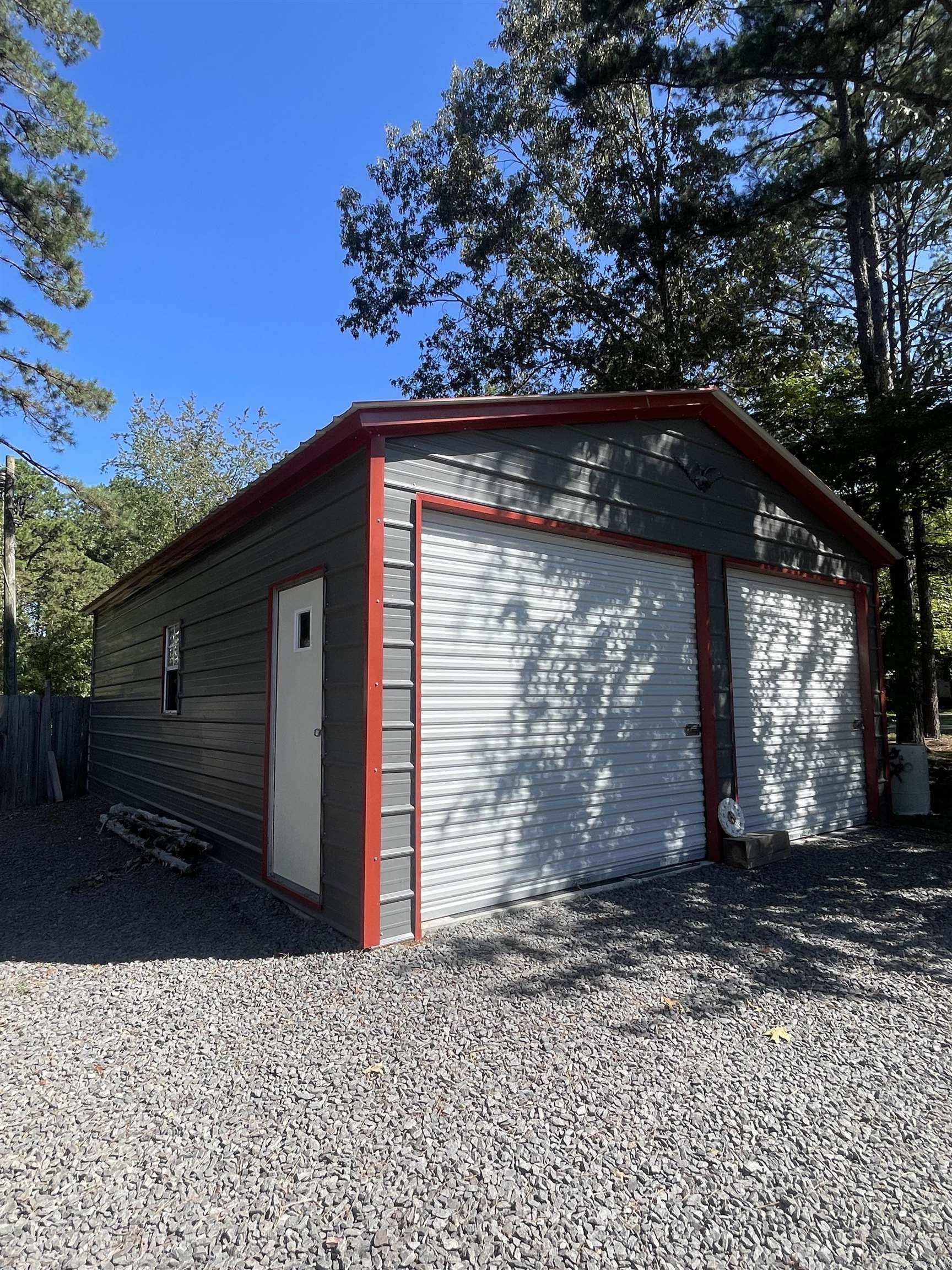 LOBLOLLY ACRES - Residential
