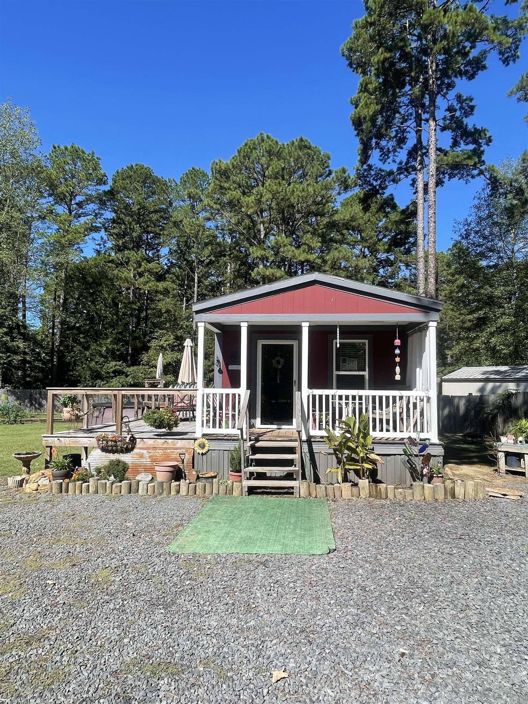 LOBLOLLY ACRES - Residential