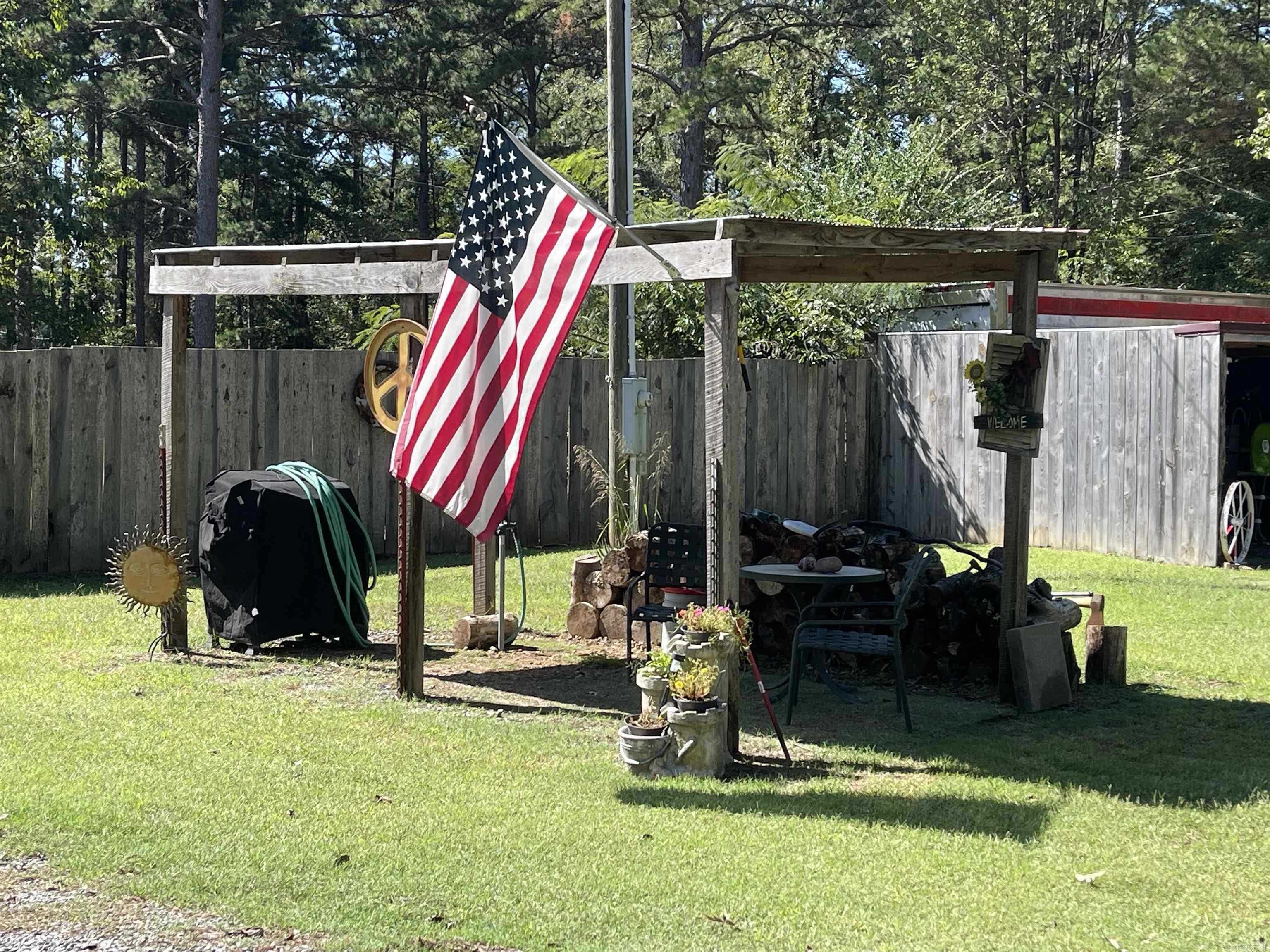 LOBLOLLY ACRES - Residential