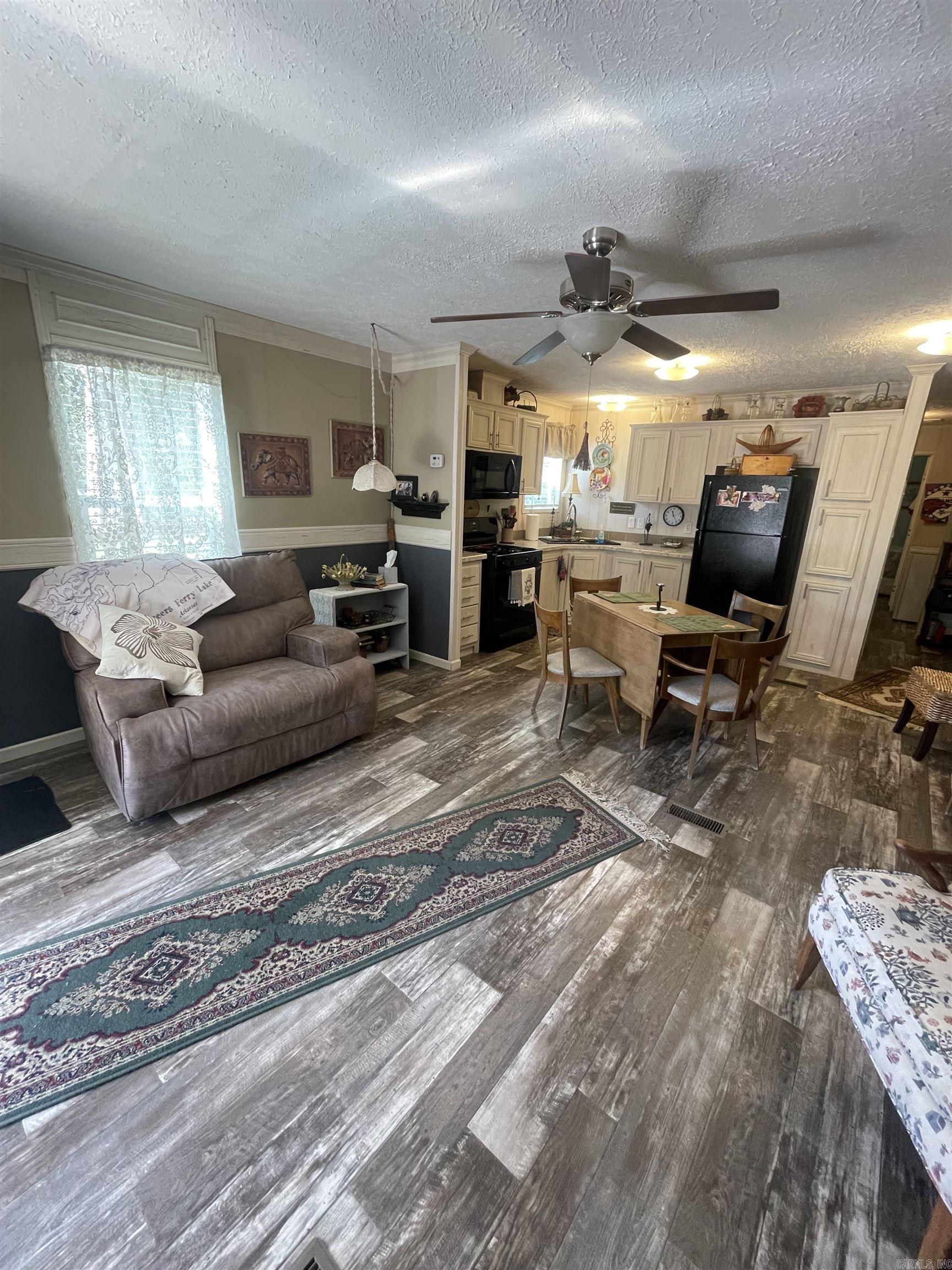 LOBLOLLY ACRES - Residential
