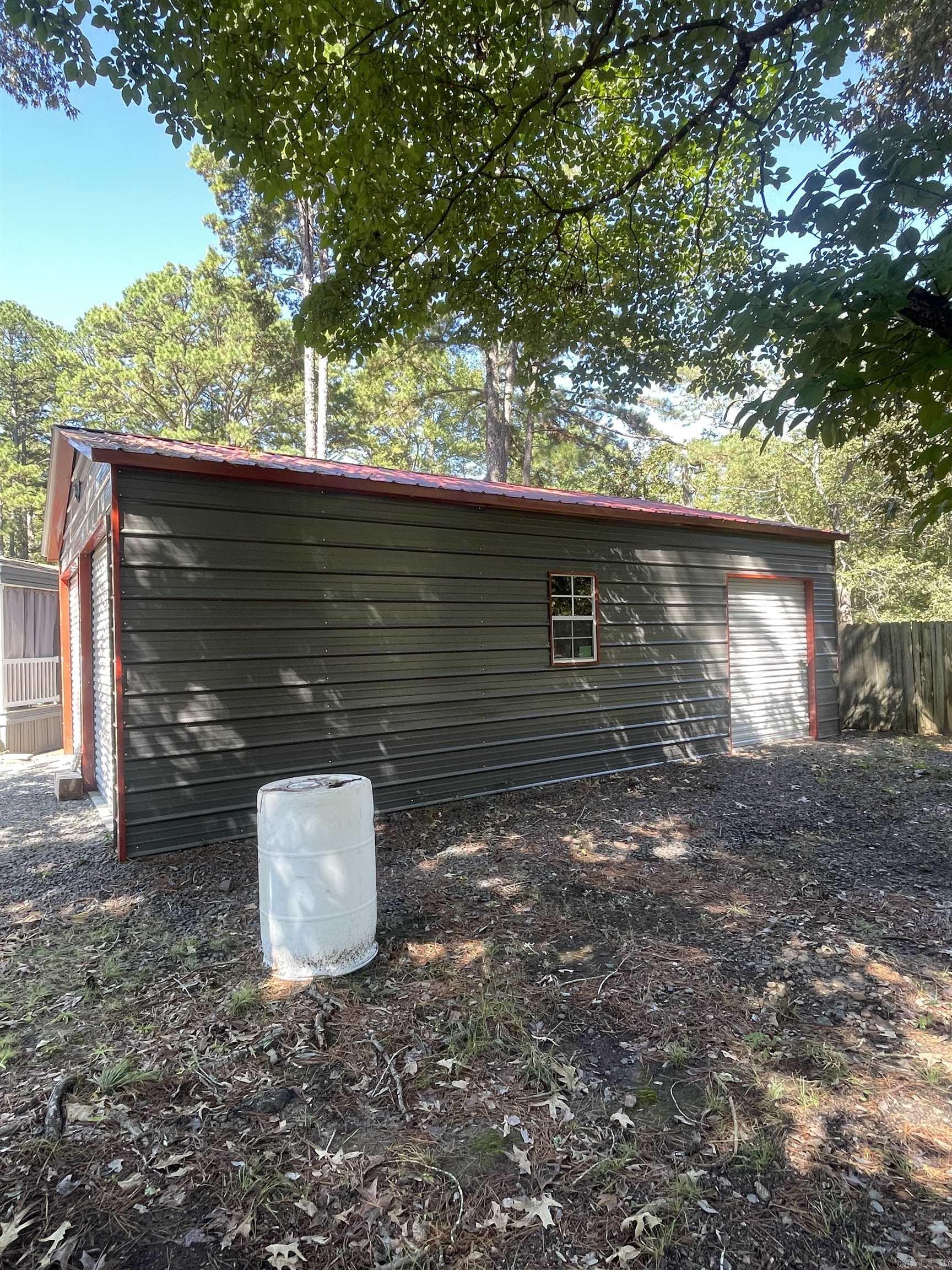 LOBLOLLY ACRES - Residential