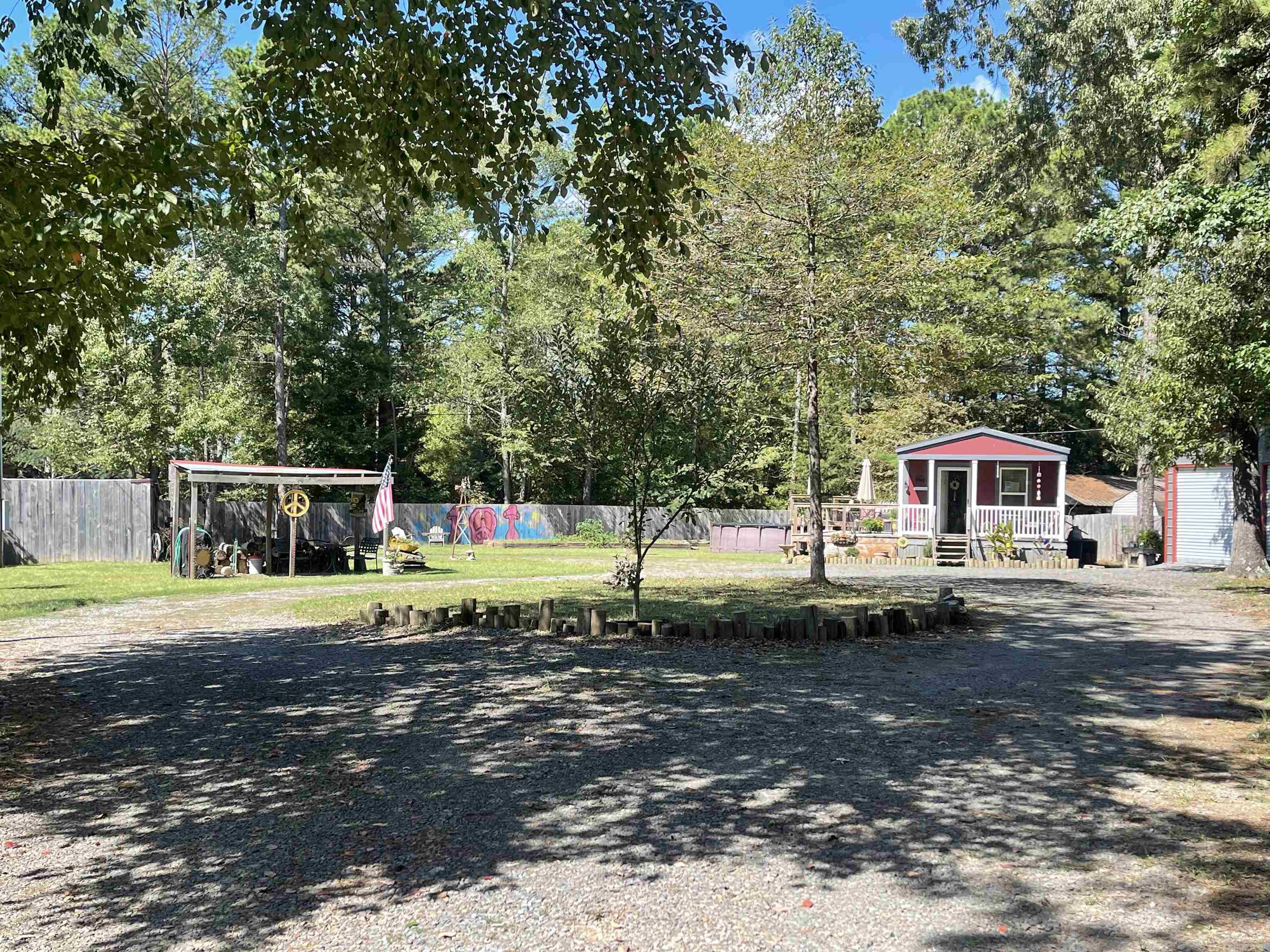 LOBLOLLY ACRES - Residential