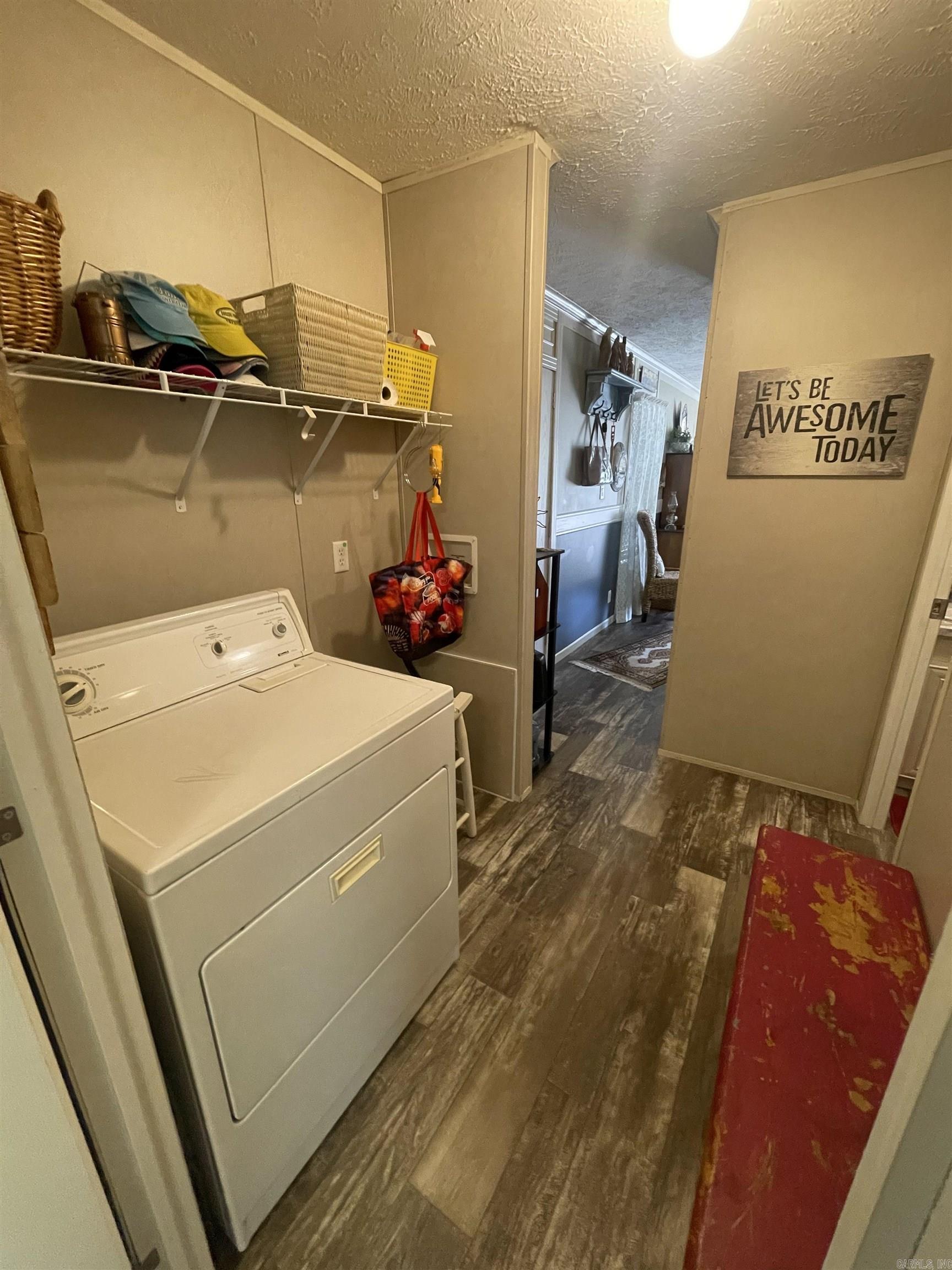 LOBLOLLY ACRES - Residential