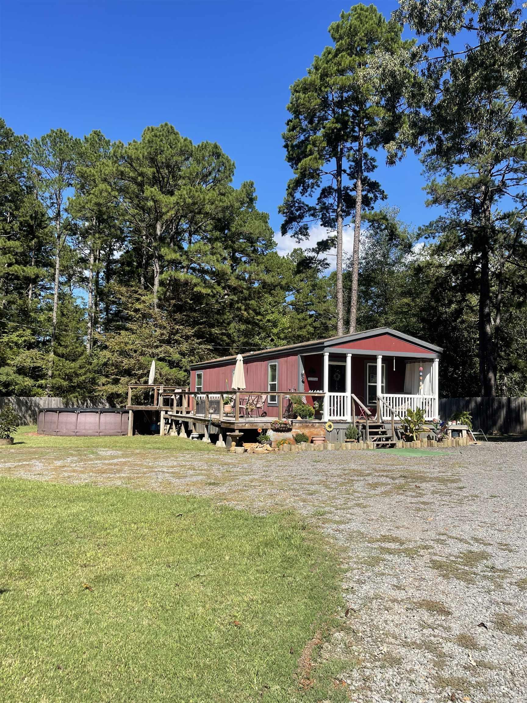 LOBLOLLY ACRES - Residential