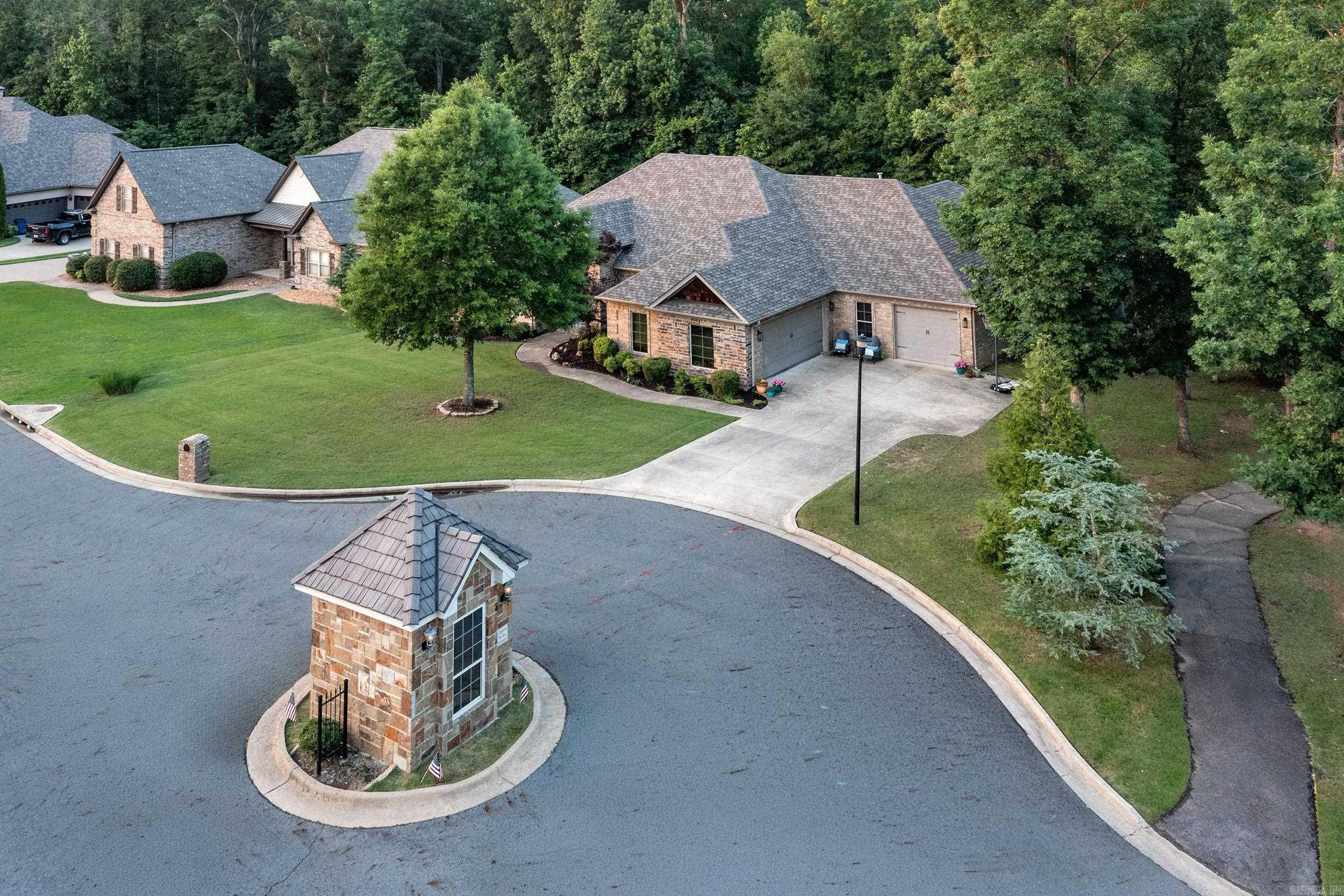 MAUMELLE VALLEY ESTATES - Residential