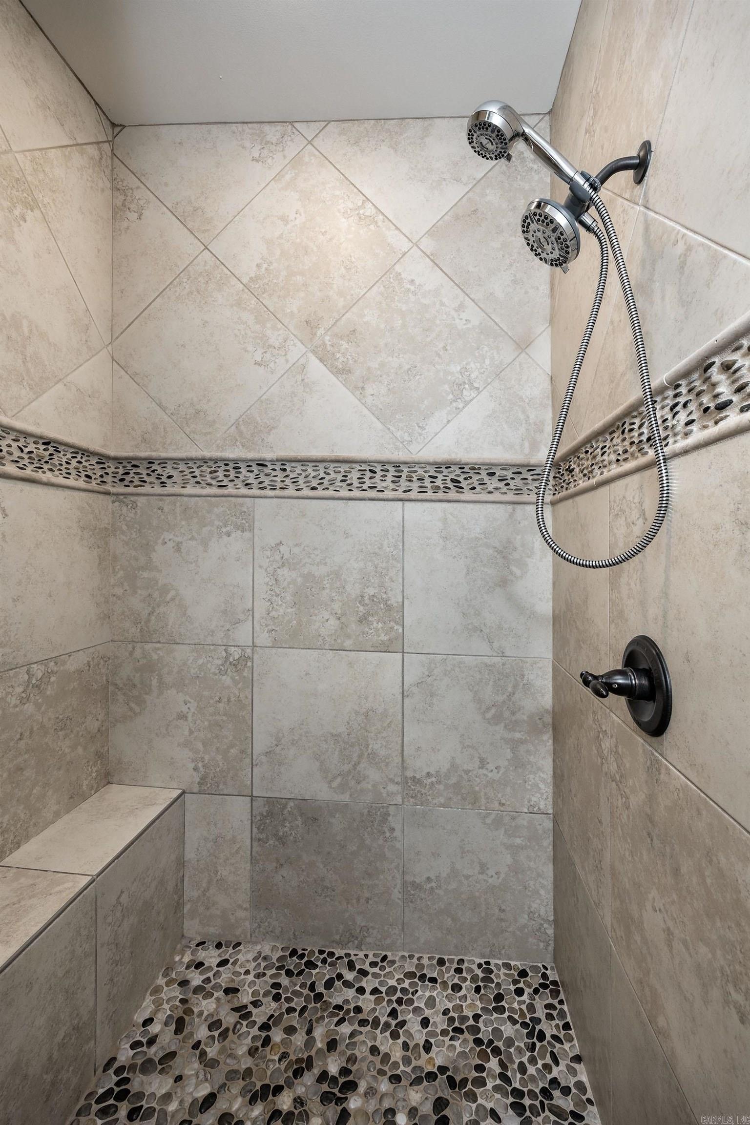 MAUMELLE VALLEY ESTATES - Residential