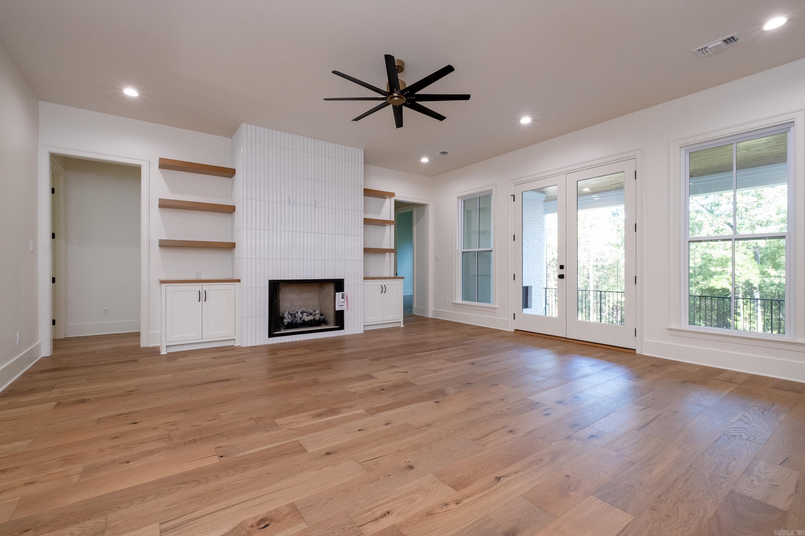 WATERVIEW ESTATES - Residential