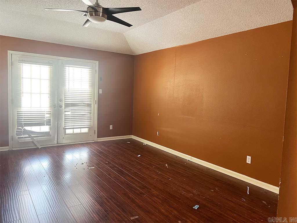 HICKORY RIDGE - Residential