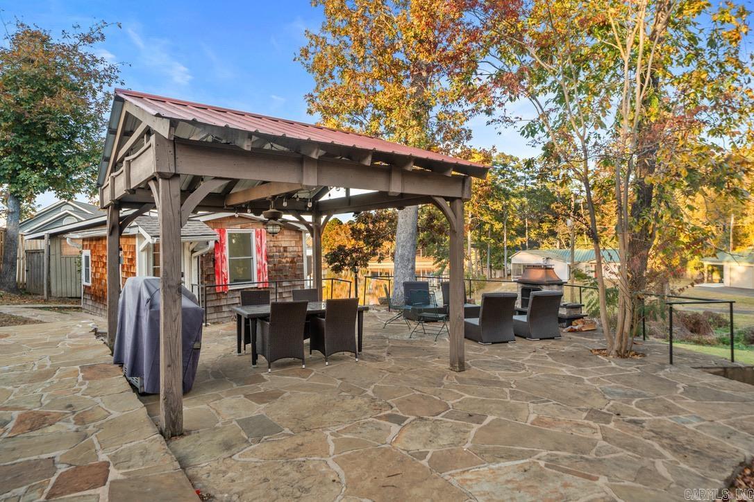 Hot Springs Outside - Residential