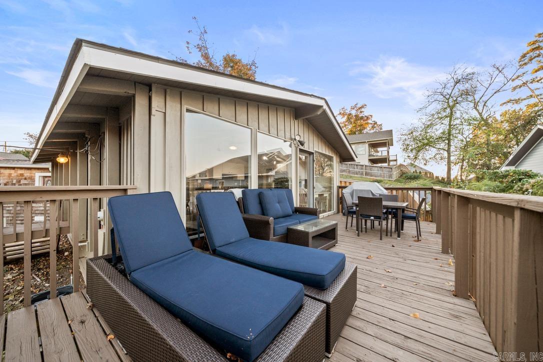 Hot Springs Outside - Residential