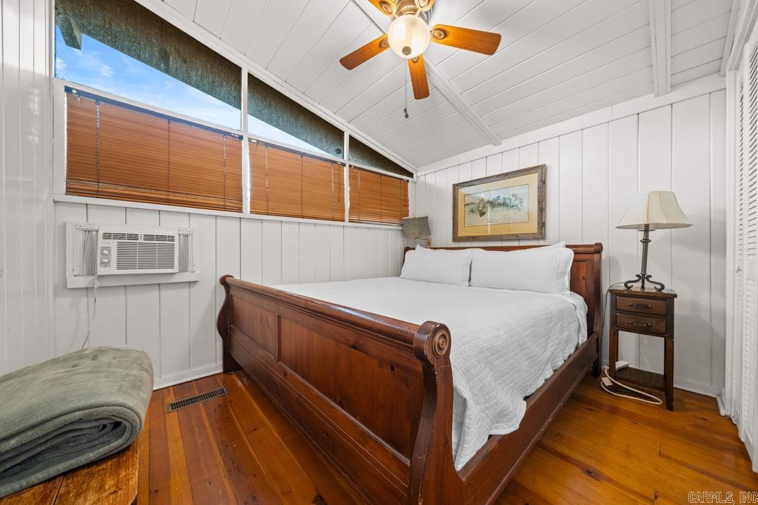 Hot Springs Outside - Residential