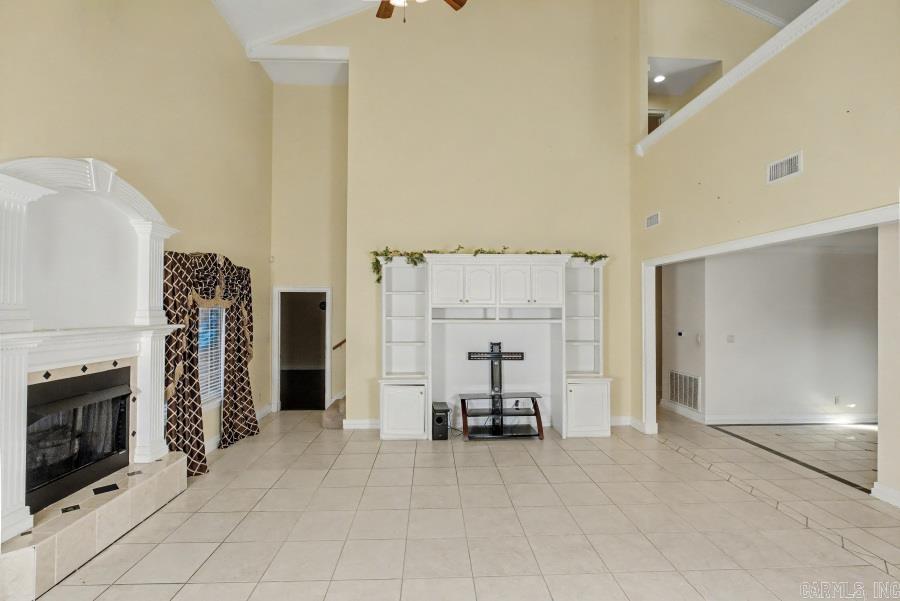 WOODLANDS - Residential