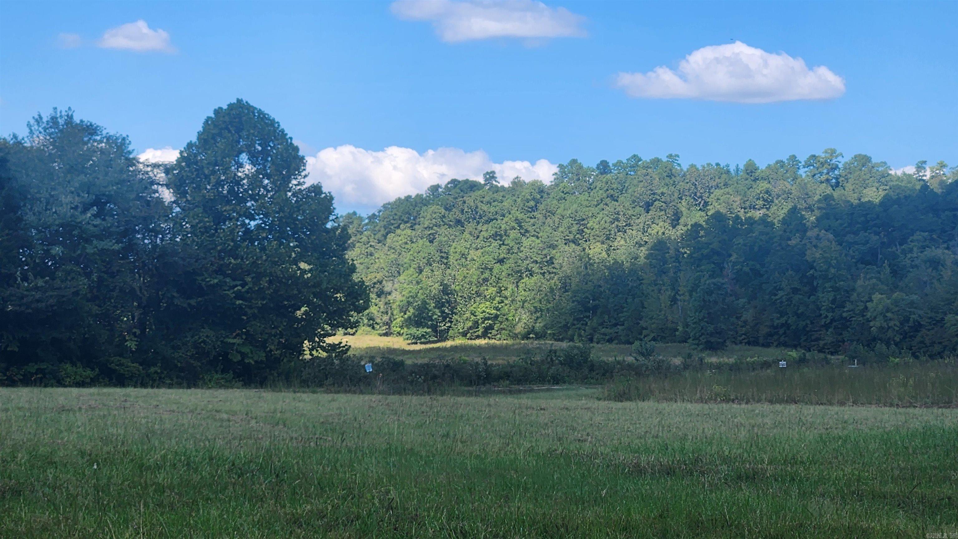 REVAS RETREAT - Land