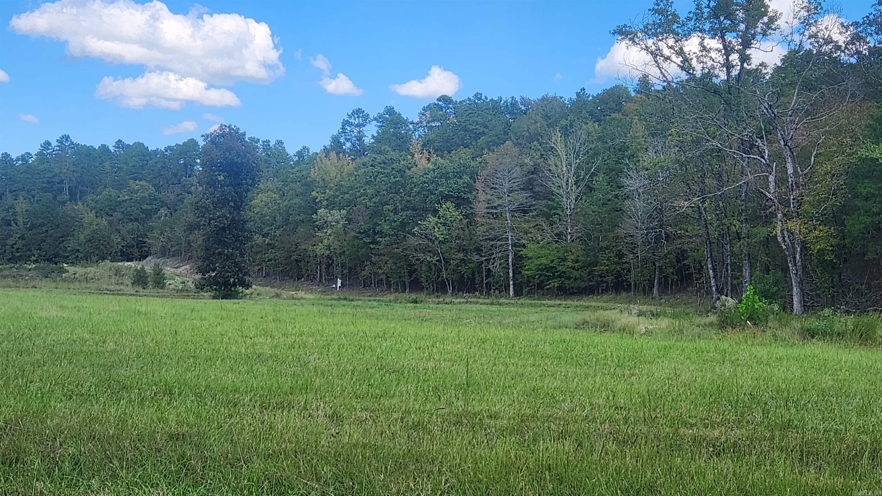 REVAS RETREAT - Land