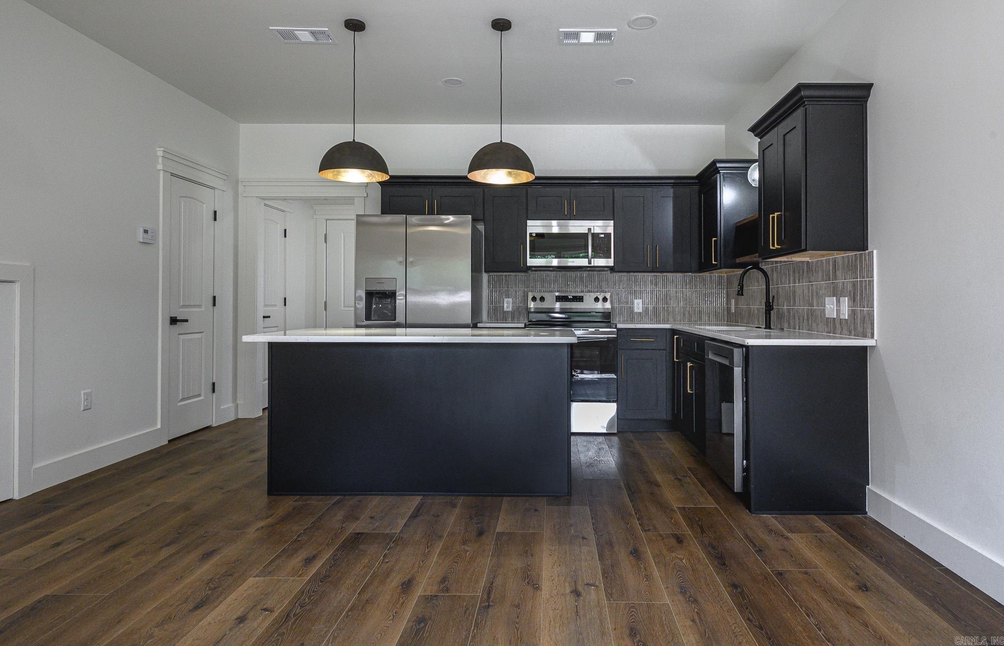 Eureka - Residential Lease