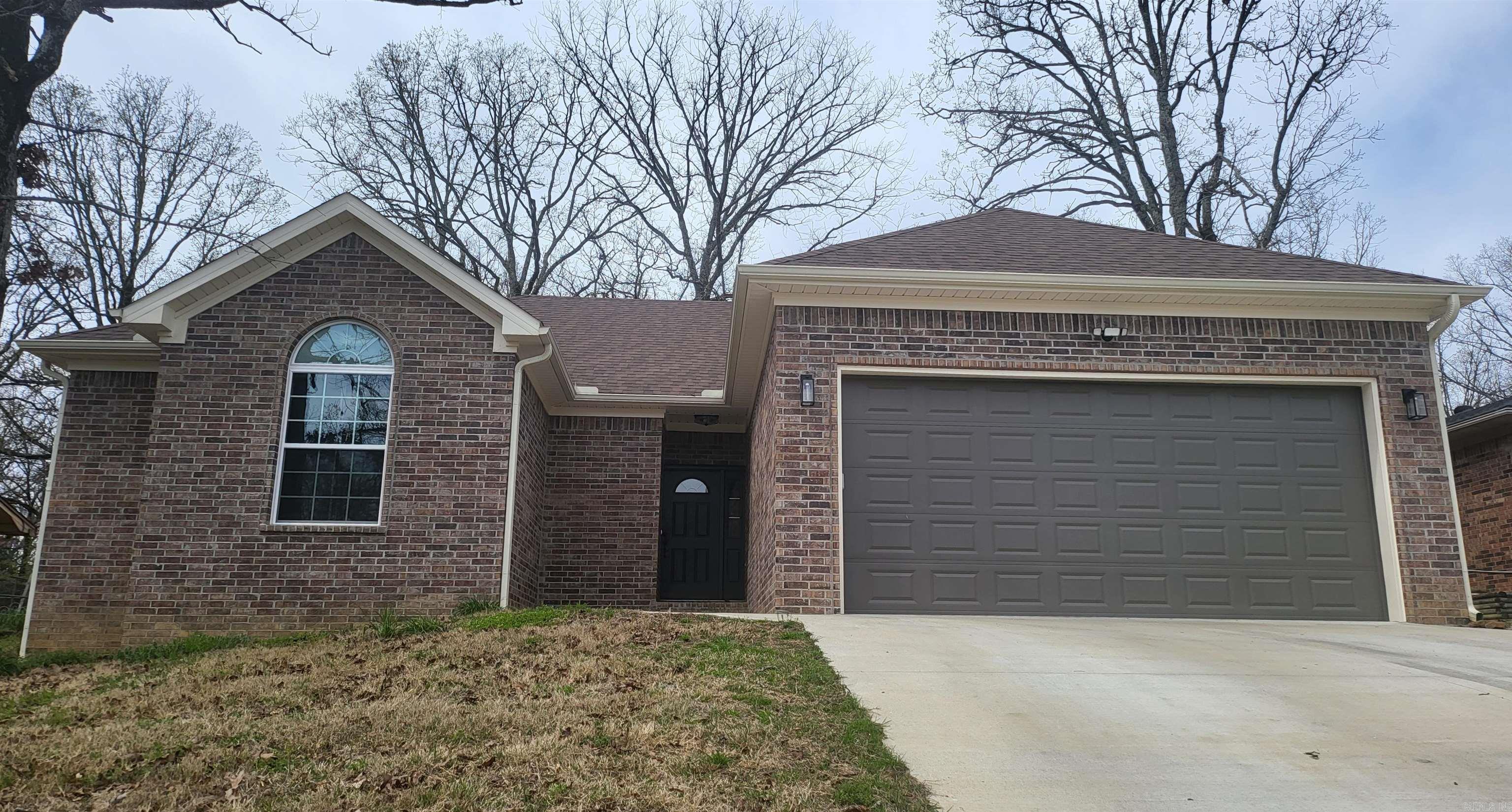 DEEREWOOD - Residential