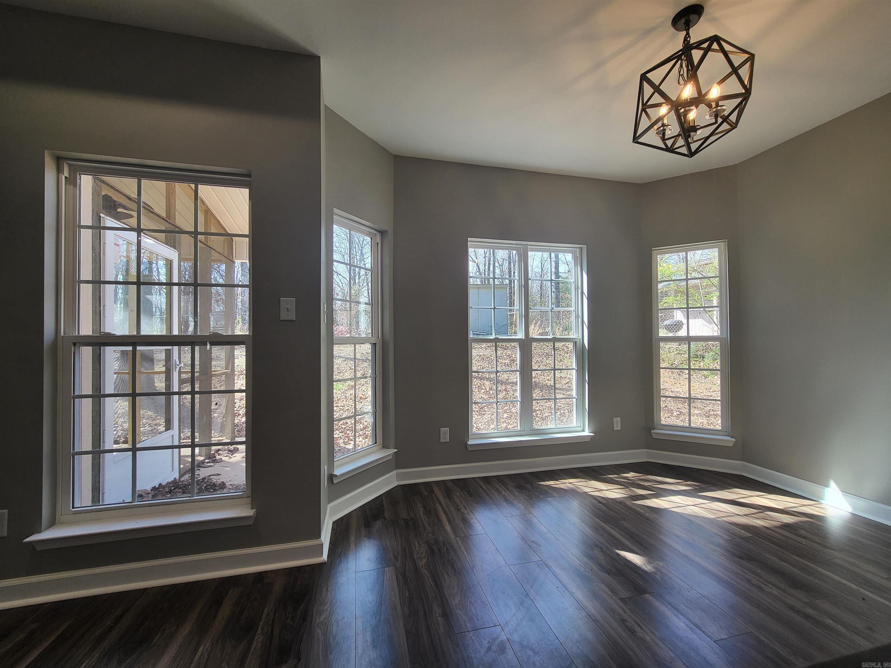 DEEREWOOD - Residential