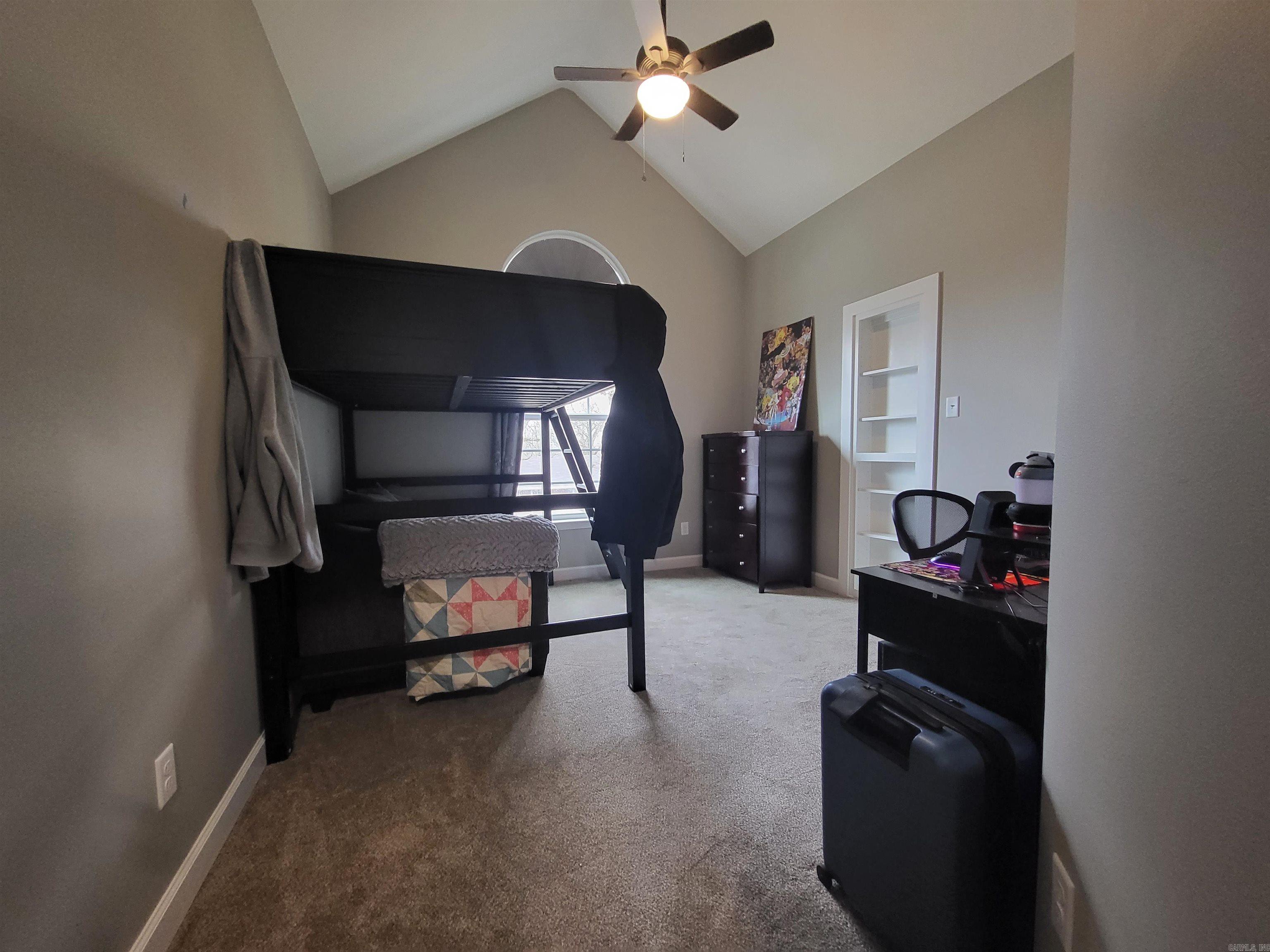 DEEREWOOD - Residential