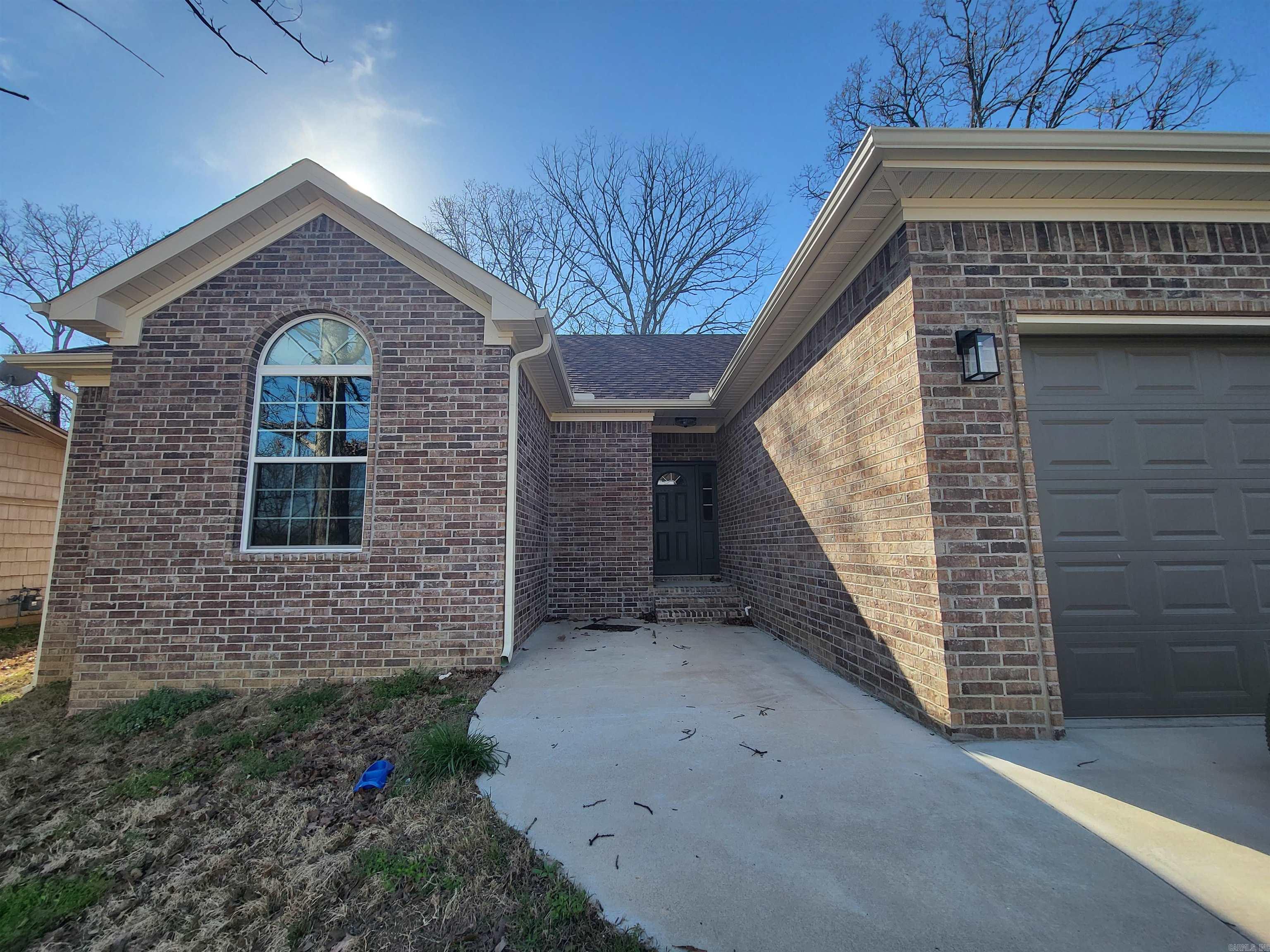 DEEREWOOD - Residential