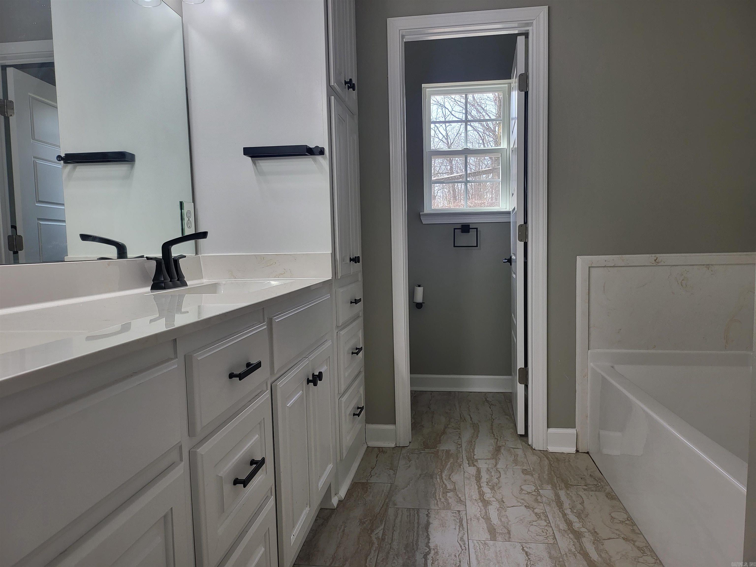 DEEREWOOD - Residential