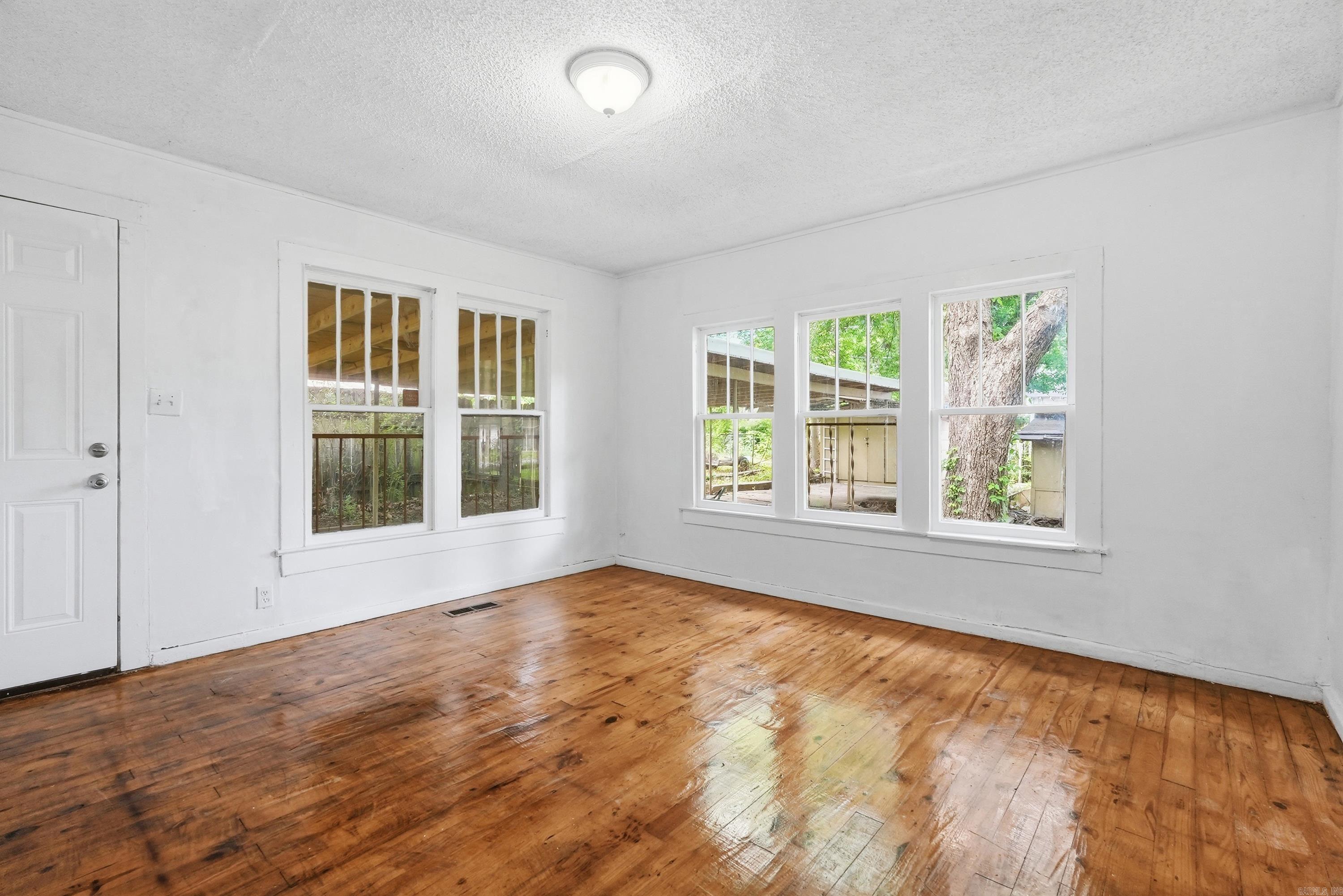Welch Sam - Residential