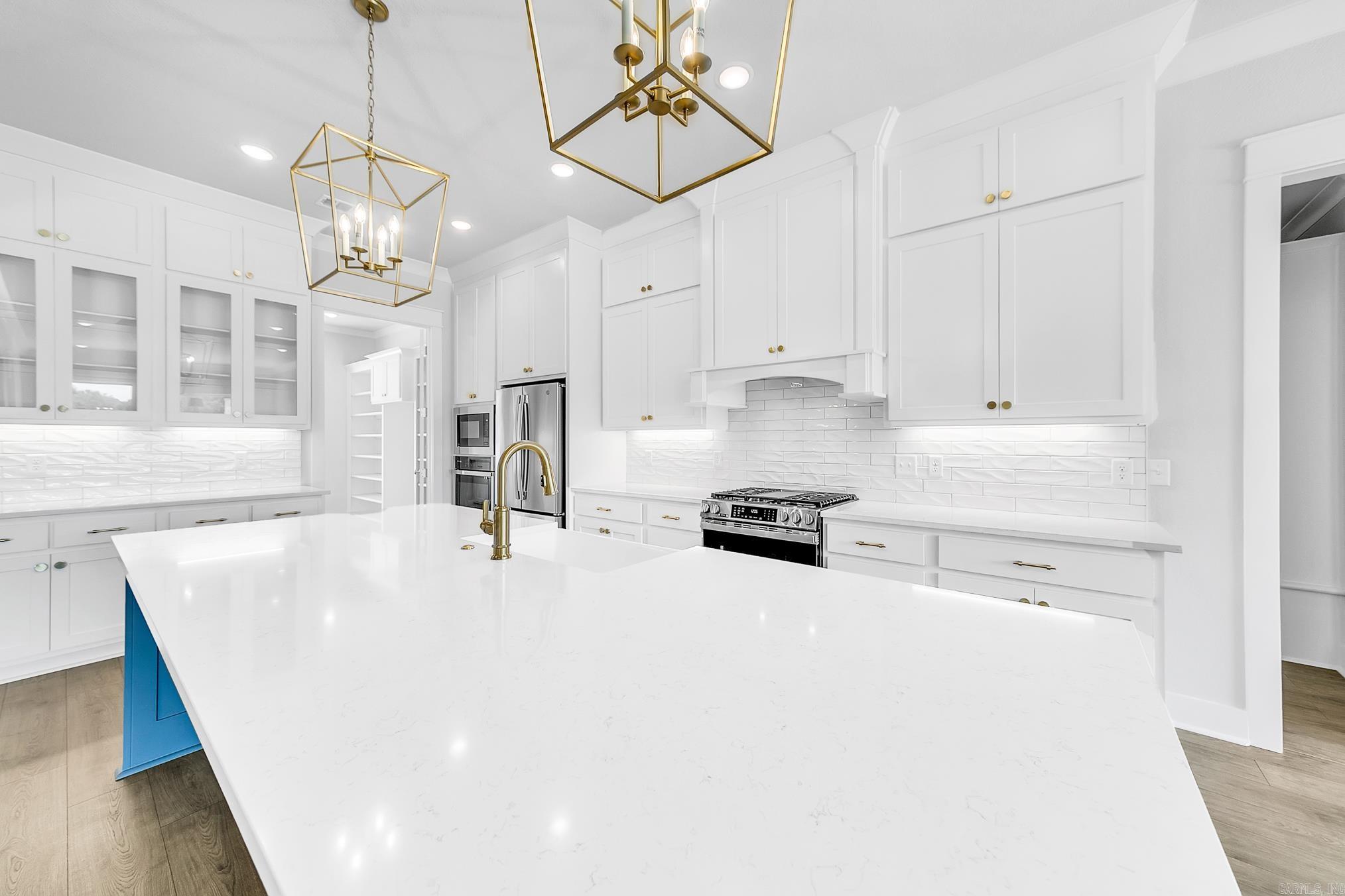 AUGUSTA ESTATES - Residential