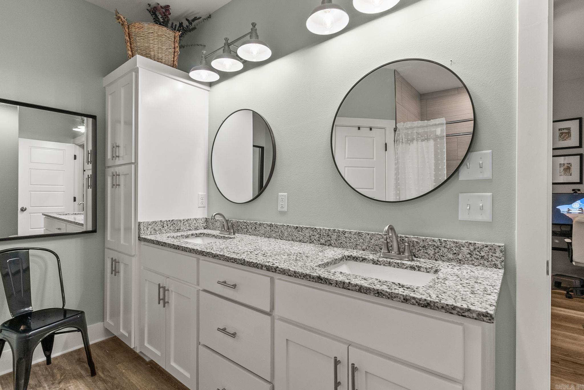 CANTEN COVE - Residential