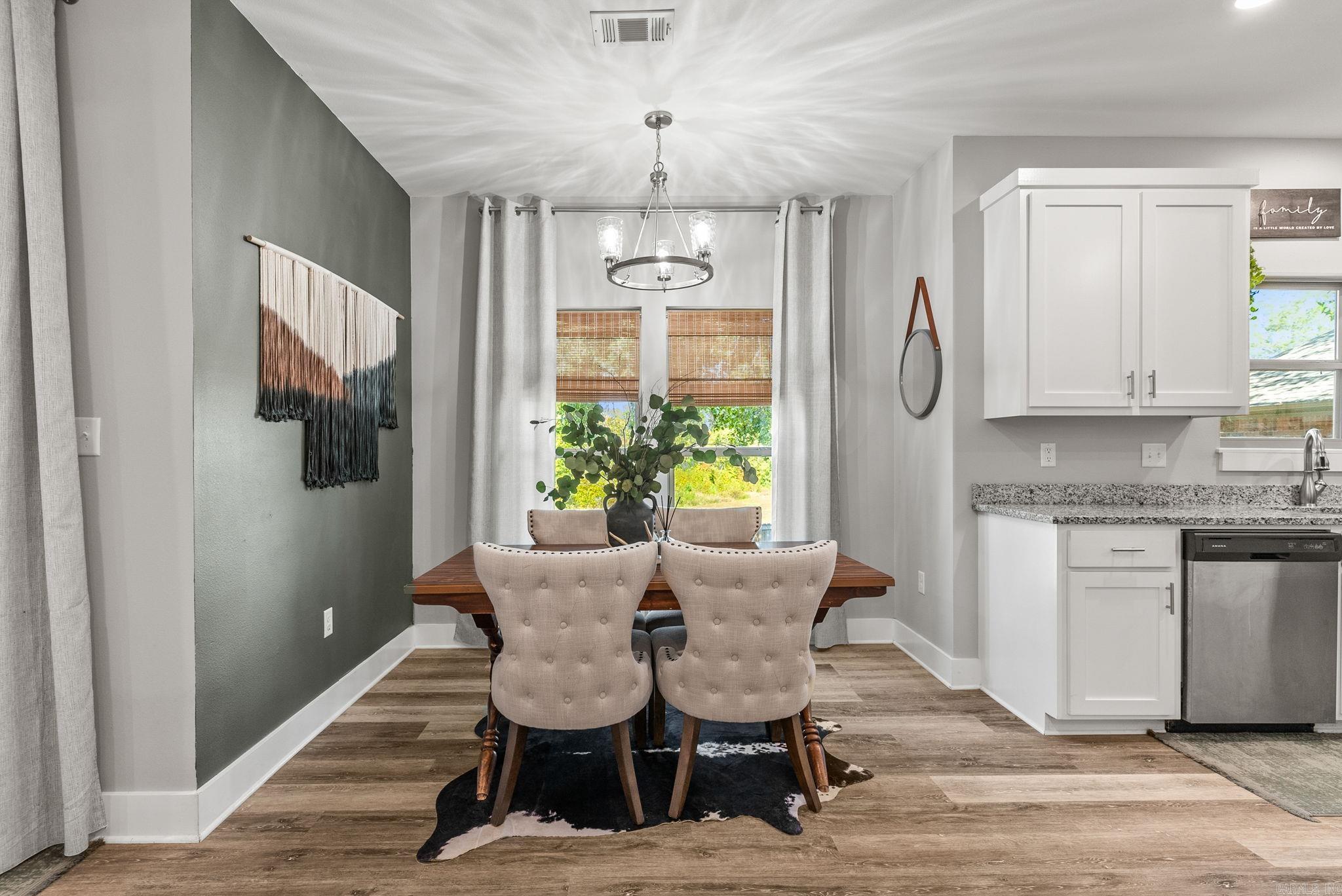 CANTEN COVE - Residential