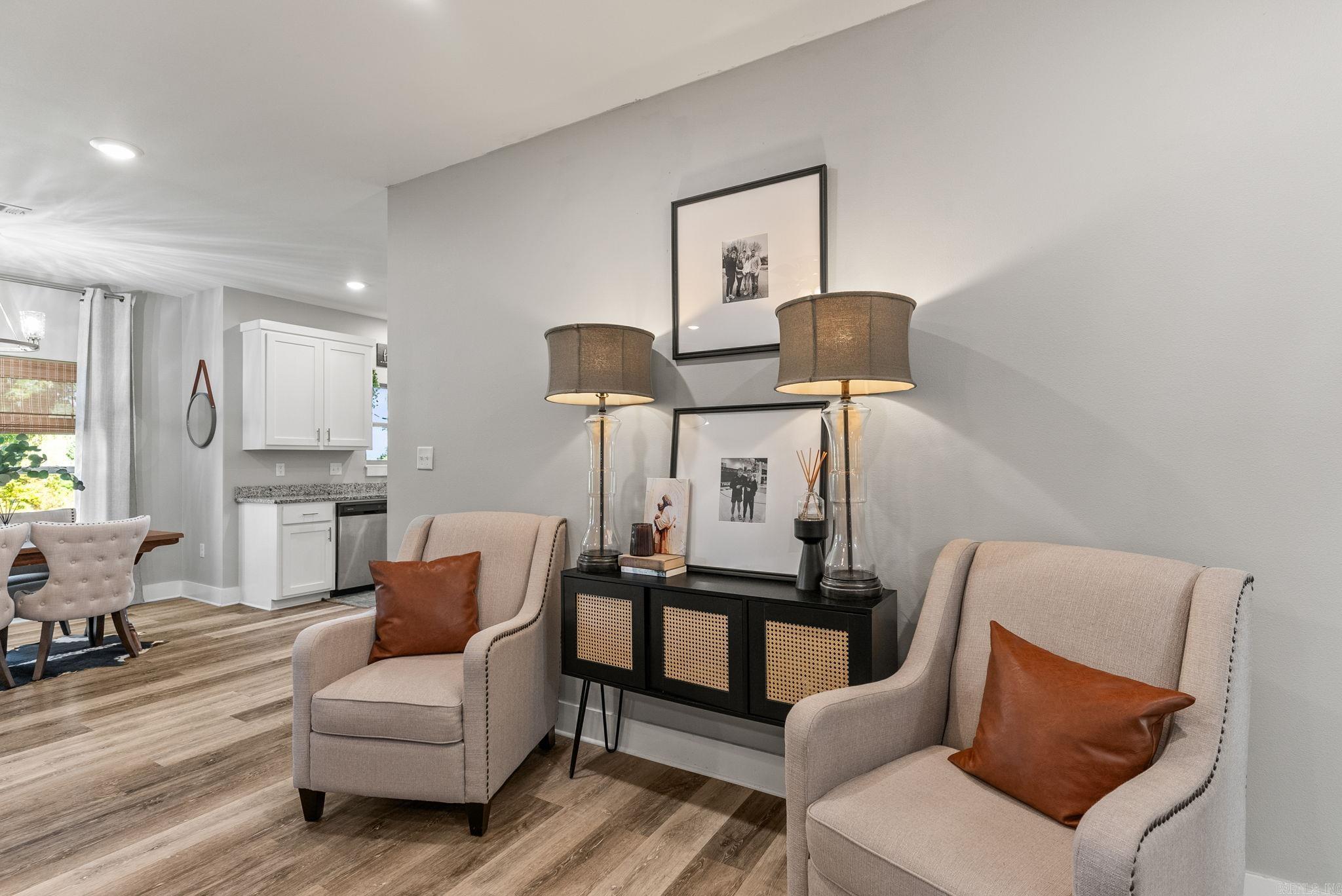 CANTEN COVE - Residential