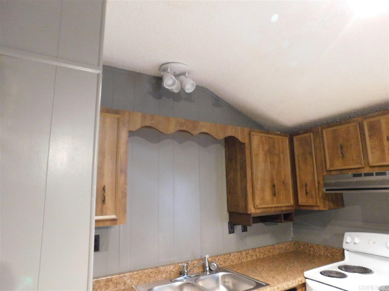 1N-13-17 - Residential Lease