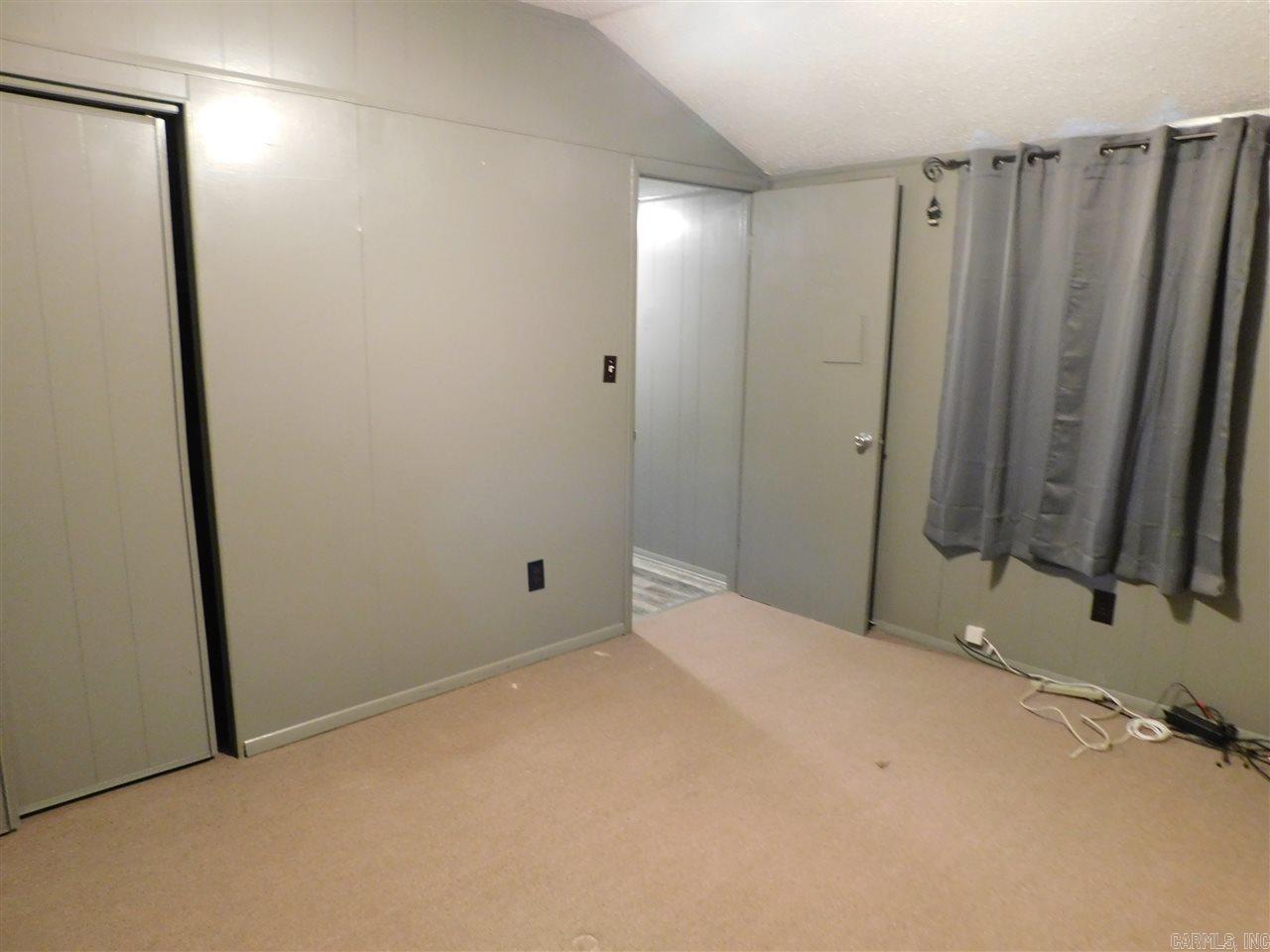 1N-13-17 - Residential Lease