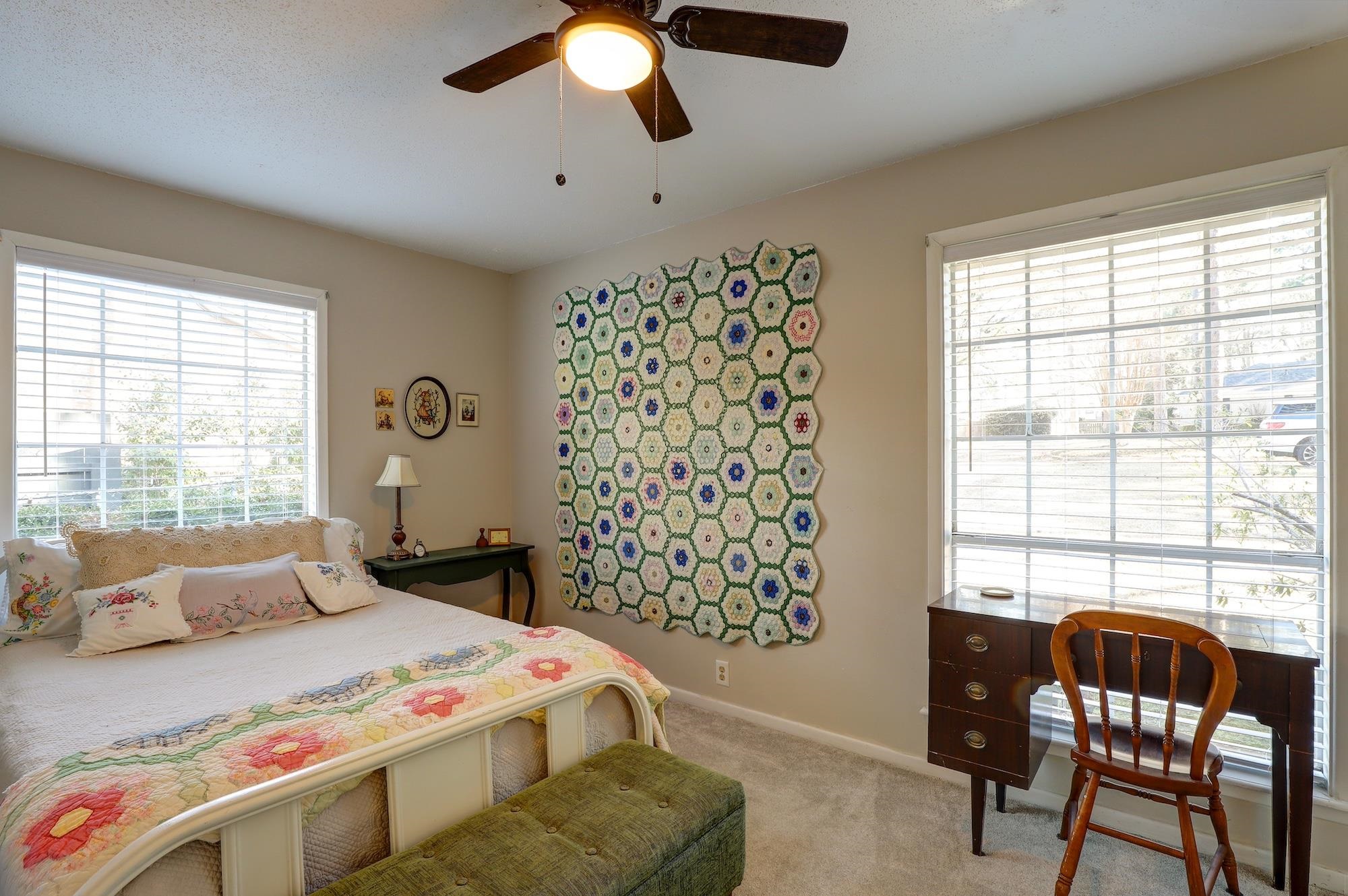 COUNTRY CLUB - Residential