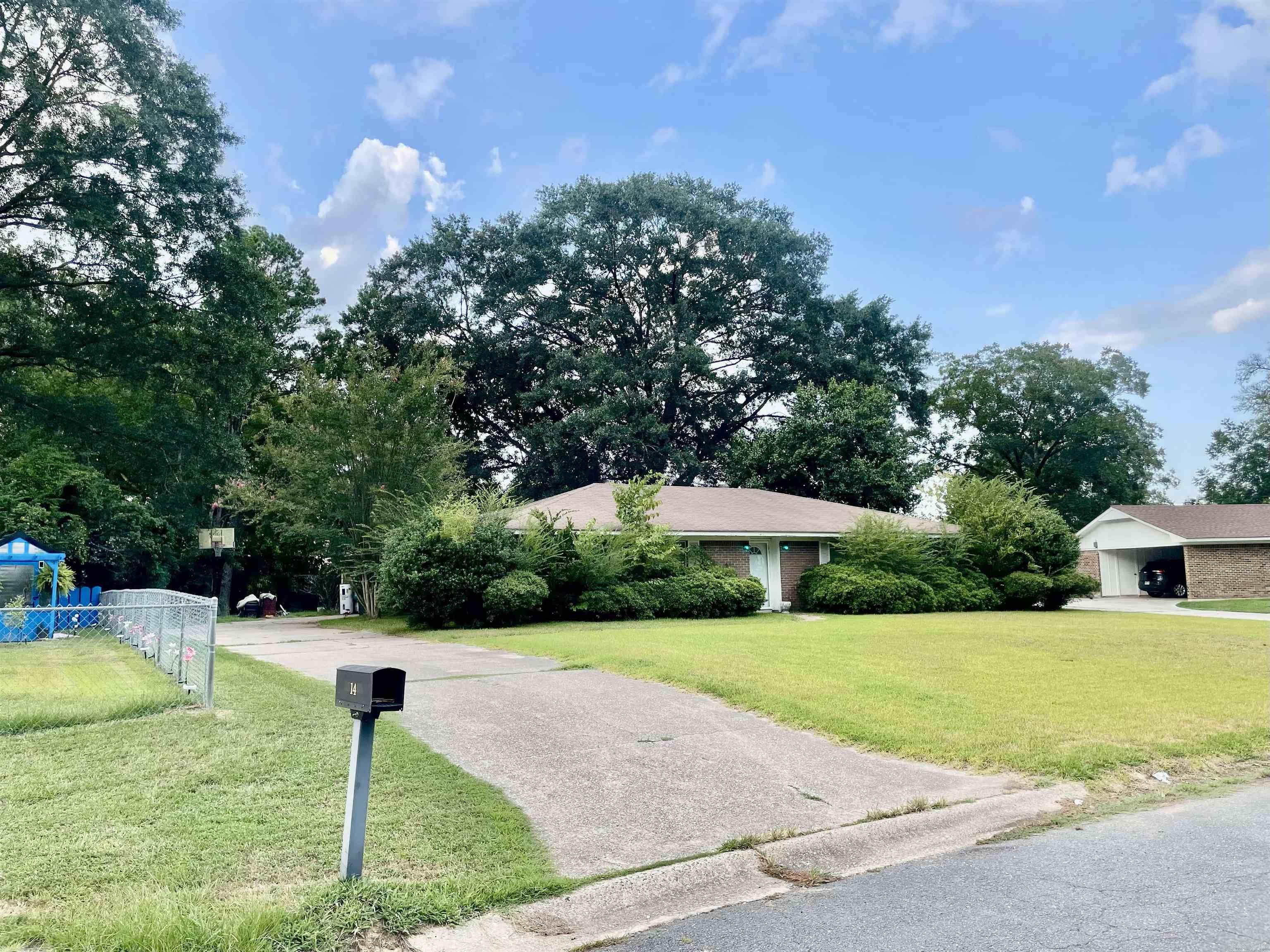 Cloverdale - Residential