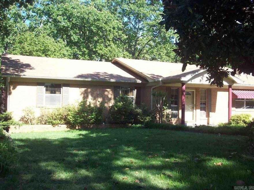 Lawn  & Landscape Service INCLUDED ($175 Value/Month) Over 2,300 Square Feet...3 Bedrooms/2.5 Bathrooms, Eat-in Kitchen, Formal Dining, Den w/Fireplace, Office and HUGE Bonus room overlooking PICTURESQUE backyard. The landscaping provides a beautiful backdrop for every SEASON!!! Relax and Enjoy Grilling with Friends, Roasting Marshmallows over the Fire, or Reading a Good Book..the Possibilities are ENDLESS! Showings are ONLY Scheduled through our website, www.mpcrpm.com