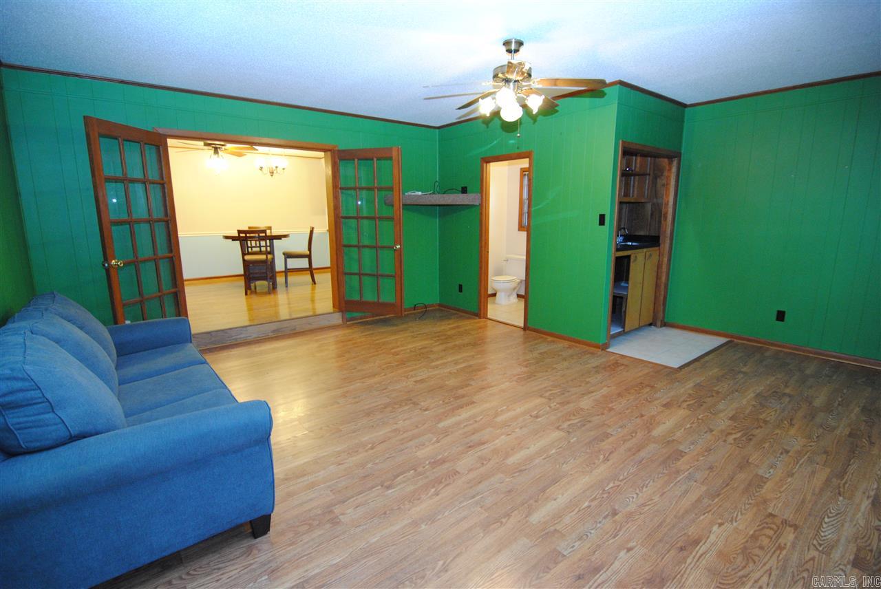 Holiday Park - Residential Lease