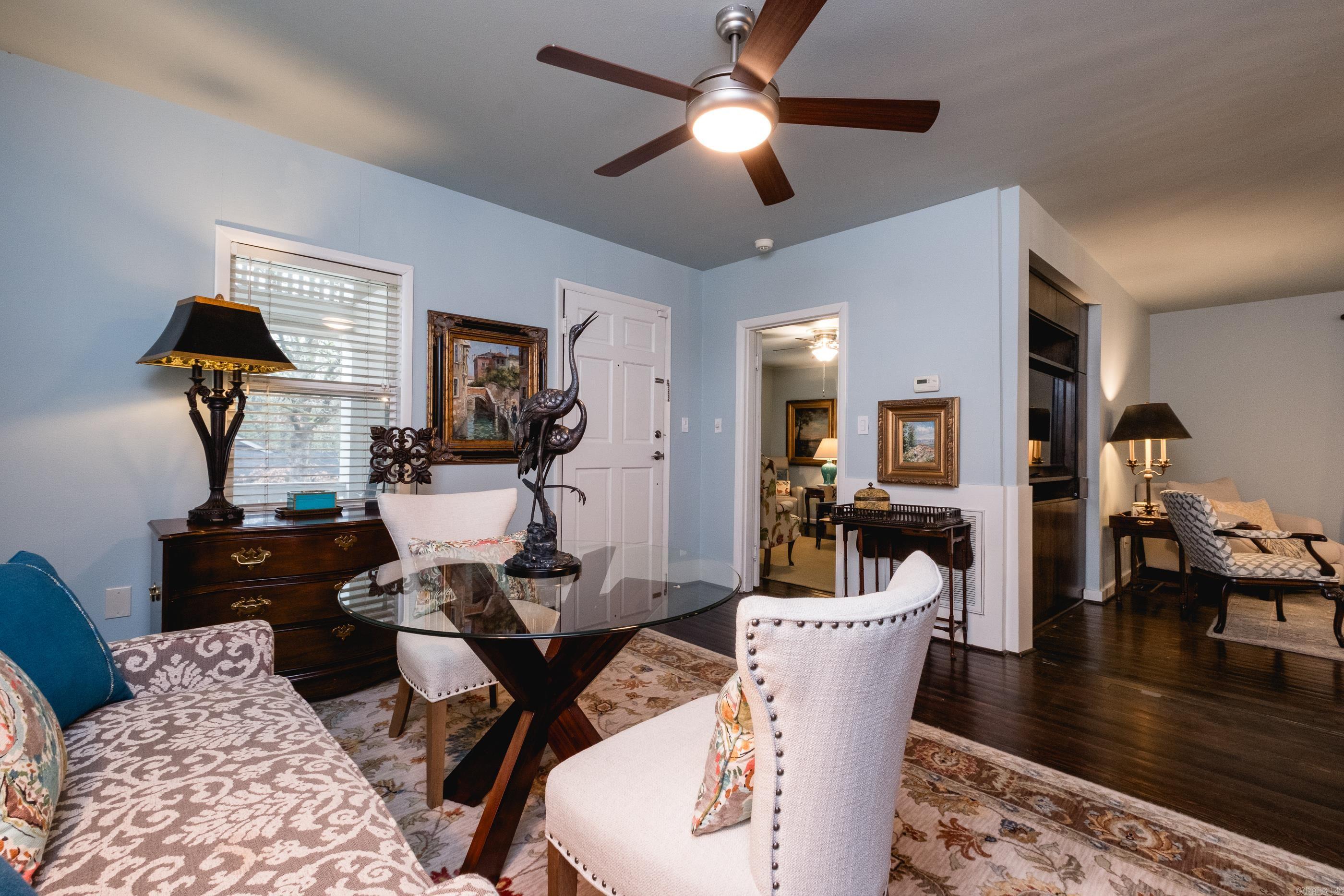 HOLLENBERG - Residential