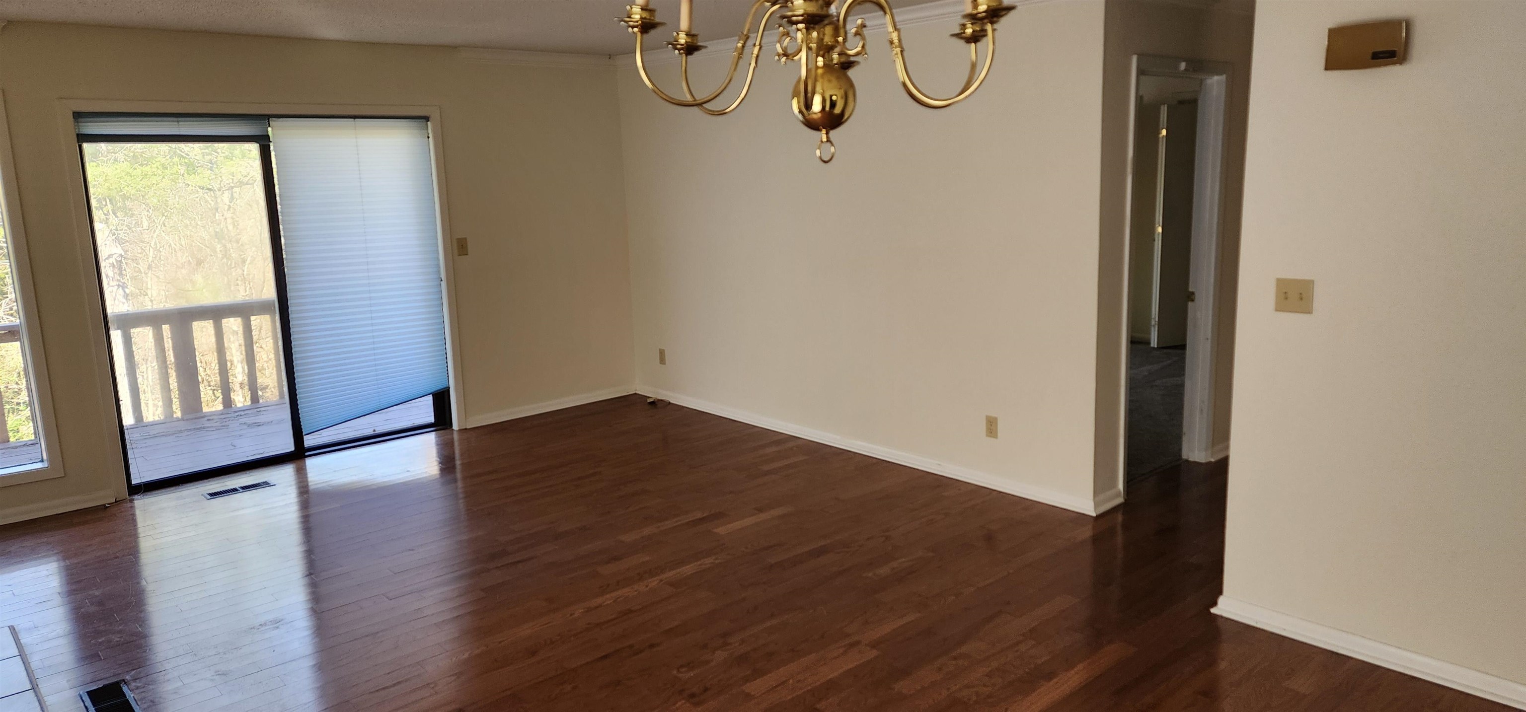 Townhouse 3rd - Residential Lease