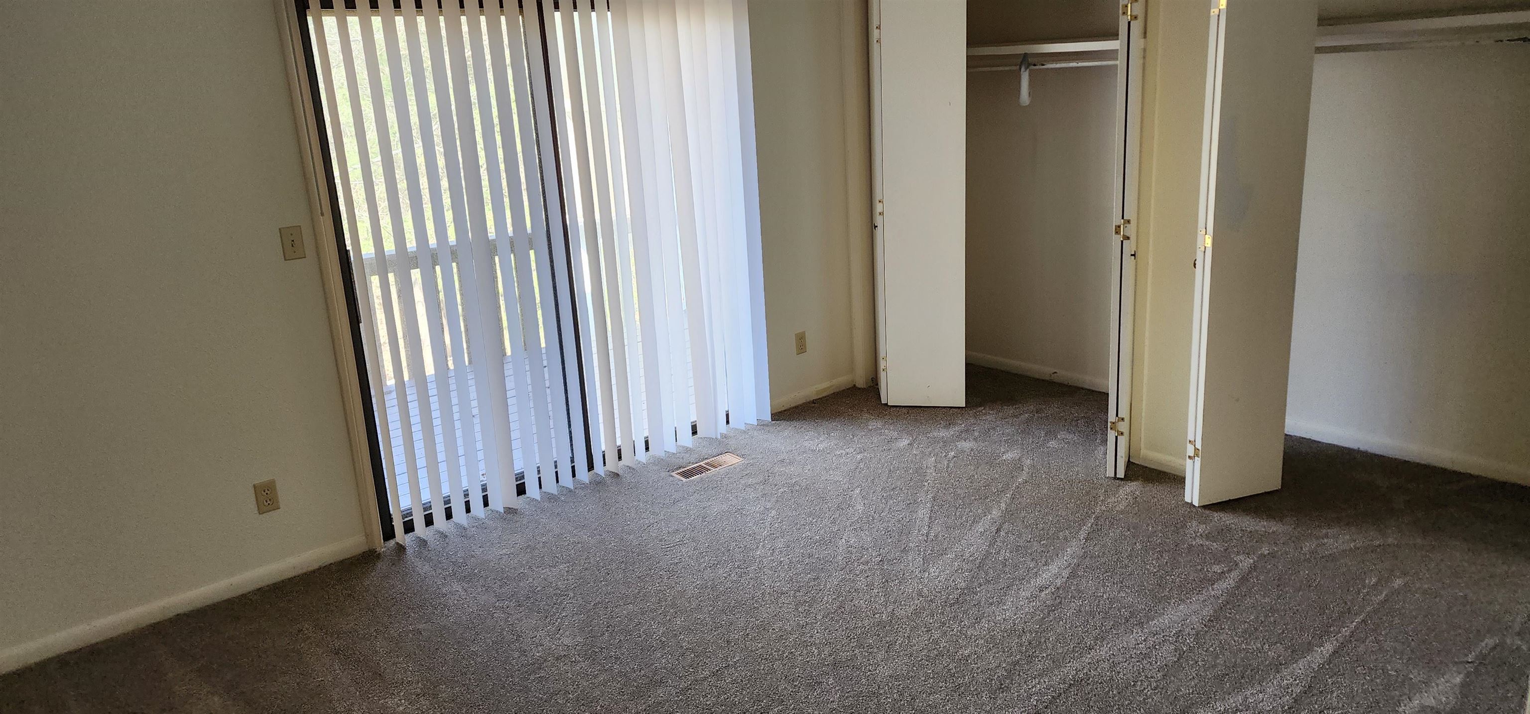 Townhouse 3rd - Residential Lease