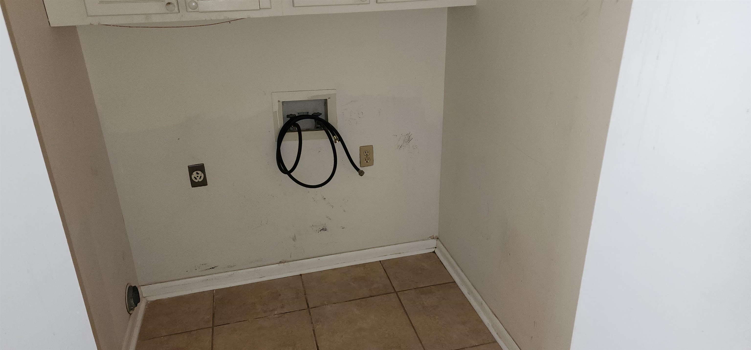 Townhouse 3rd - Residential Lease