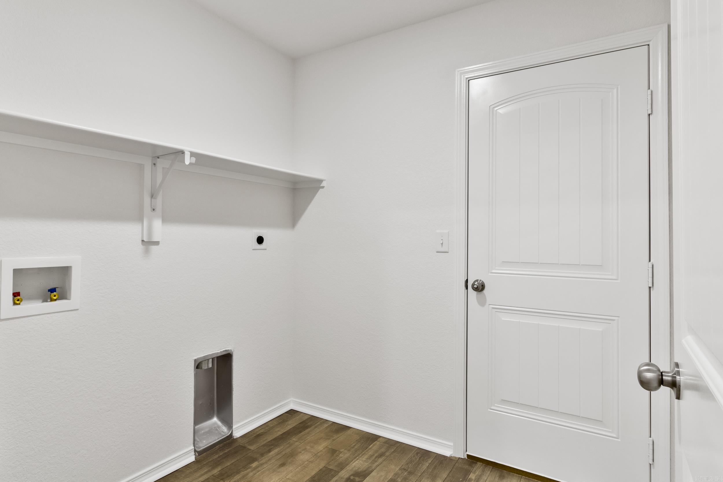 THE MEADOWS - Residential