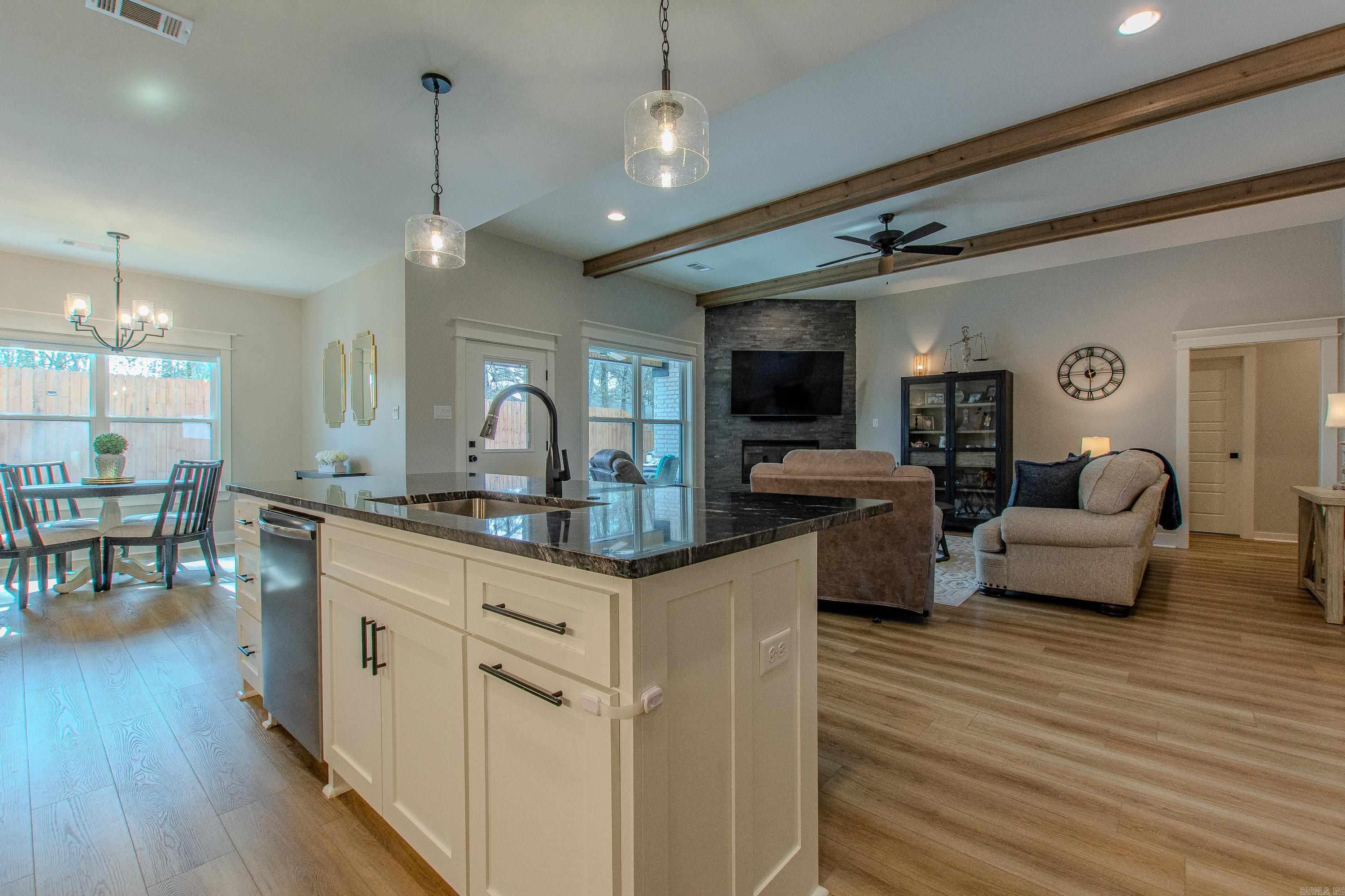 CORAL RIDGE - Residential