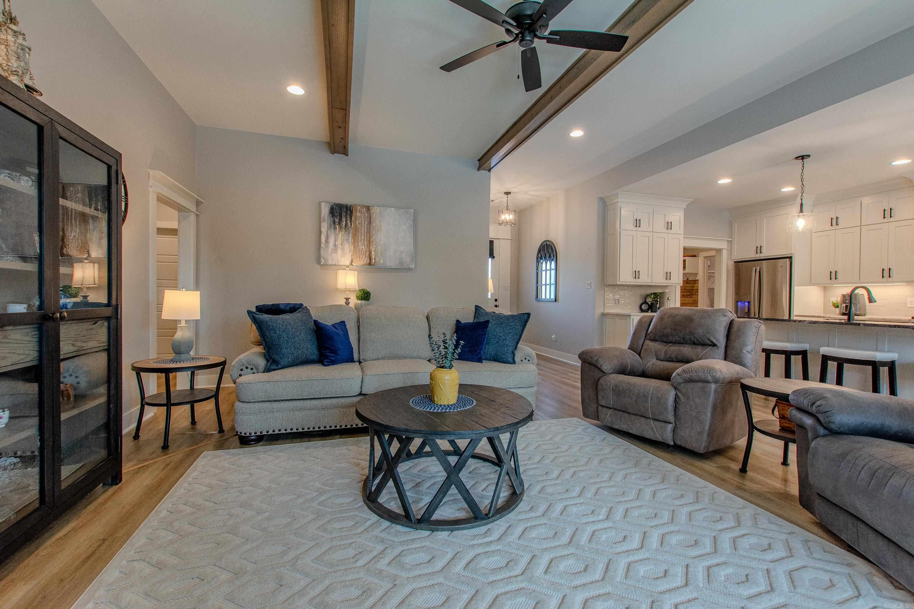 CORAL RIDGE - Residential