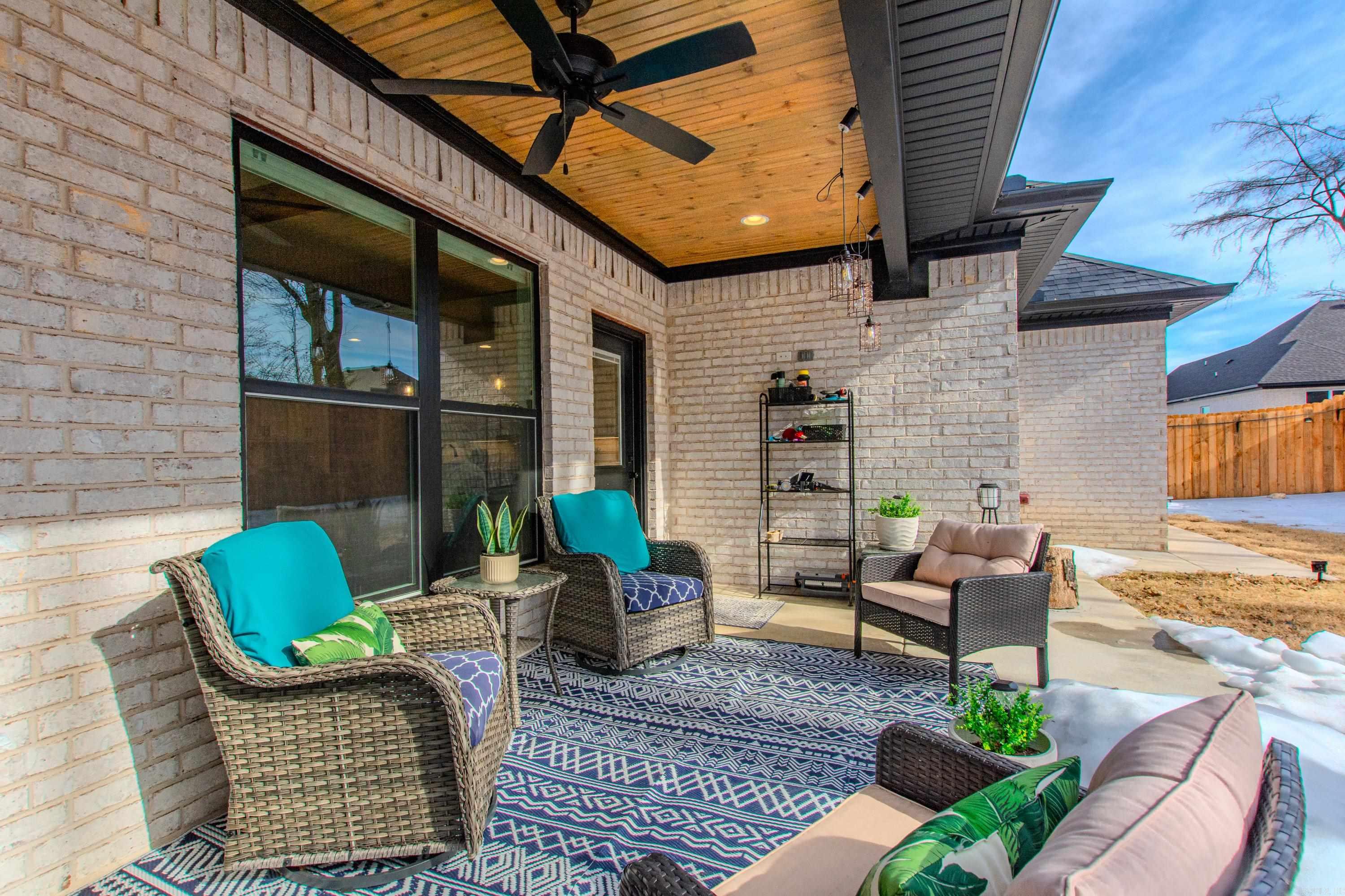 CORAL RIDGE - Residential